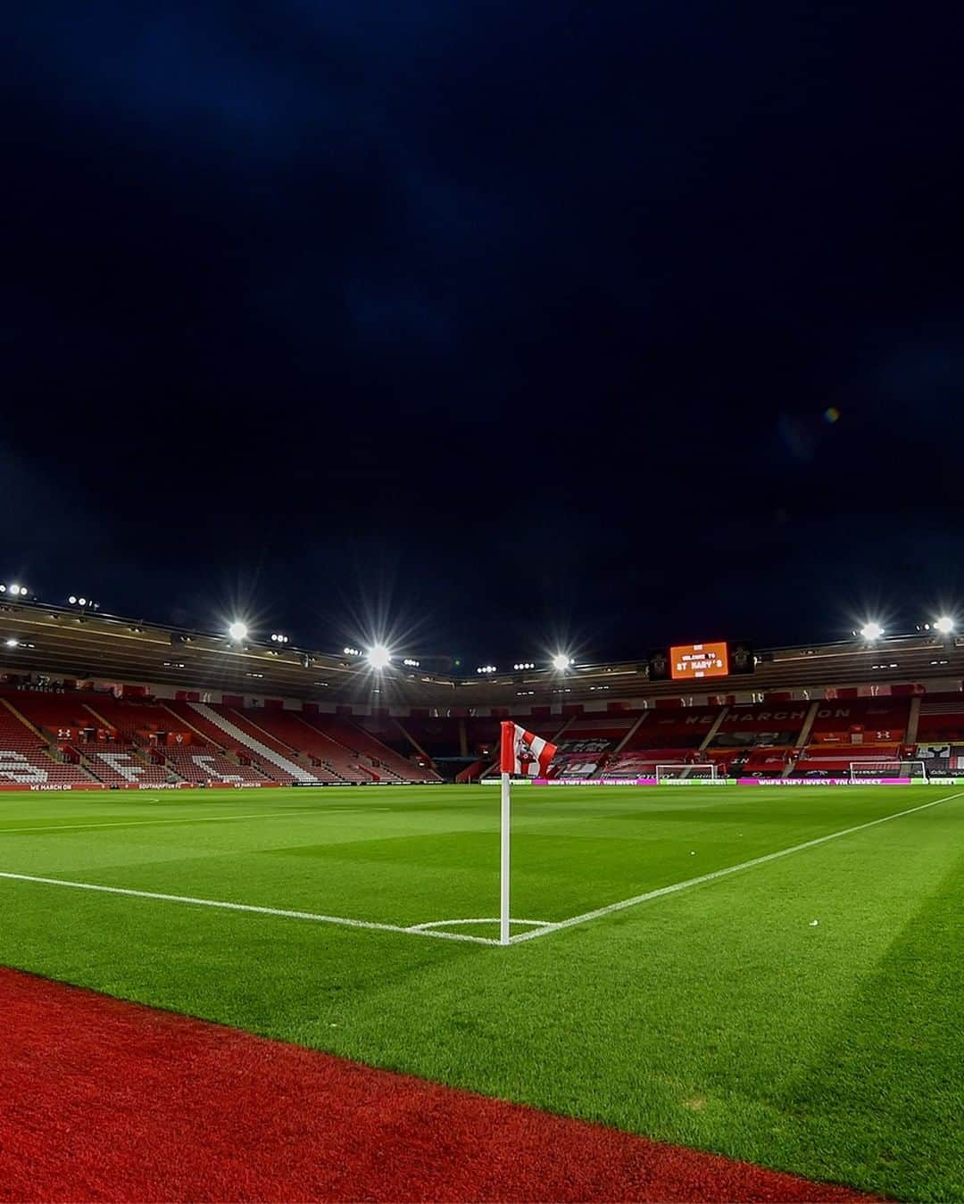 リヴァプールFCさんのインスタグラム写真 - (リヴァプールFCInstagram)「Tonight's venue 👀 Score predictions for tonight, Reds? 👇 #LFC #LiverpoolFC #Liverpool #SOULIV #PremierLeague」1月5日 3時09分 - liverpoolfc