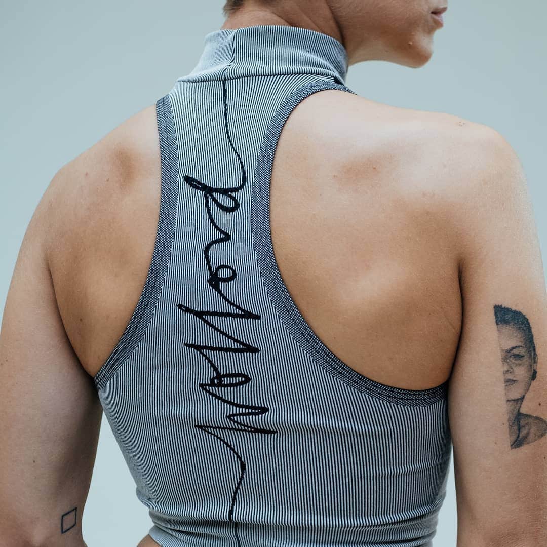 のインスタグラム：「Don't look back. Let's move forward ... 🤩⁠ How is 2021 treating you so far? 👇✍⁠ ⁠ #NewYearResolution #NewYearGoals⁠ #Eleganceinmotion #TheW #WolfordAthleisure #Newcollection #WolfordFashion #Newyearnewyou #Newyearnewlife」