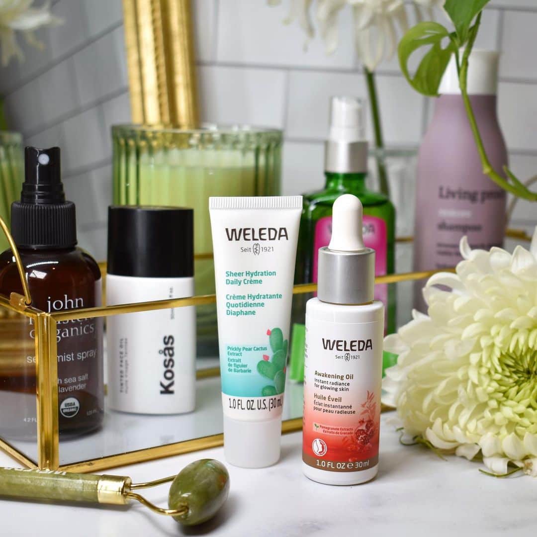 Weledaのインスタグラム：「It's time to give your skin care a clean slate! Start the New Year fresh by cleaning up your beauty cabinet to make room for updates to your routine. ✨ Have you started doing this already? Leave a comment and let us know!」