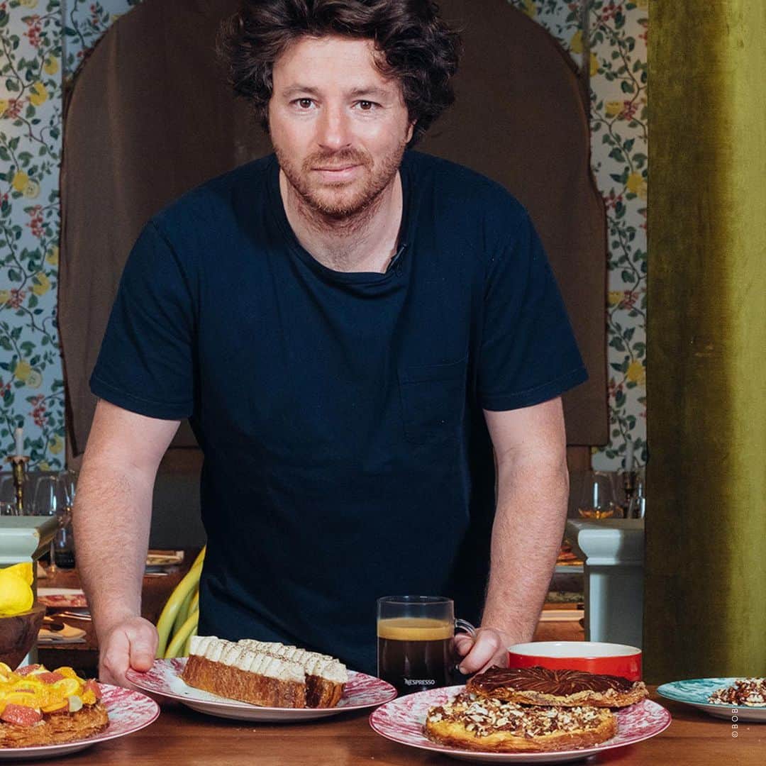 Nespressoのインスタグラム：「#NespressoEditions - Edition 11 Holiday festivities may be behind us, but with Chef @jeanimbert in the kitchen there’s more celebration to look forward to!   Join us on Wednesday January 6th at 12pm EST / 6pm CET as Chef Jean Imbert reveals the secrets behind a 700-year-old French tradition and teaches us 3 different ways to customize our very own Galette des Rois (the king cake).  Make sure to get your cup of coffee ready! Who knows, maybe you’ll be the lucky one to find the « fève » hidden inside the Galette and be crowned for the day 👑   #Nespresso #NespressoMoments」