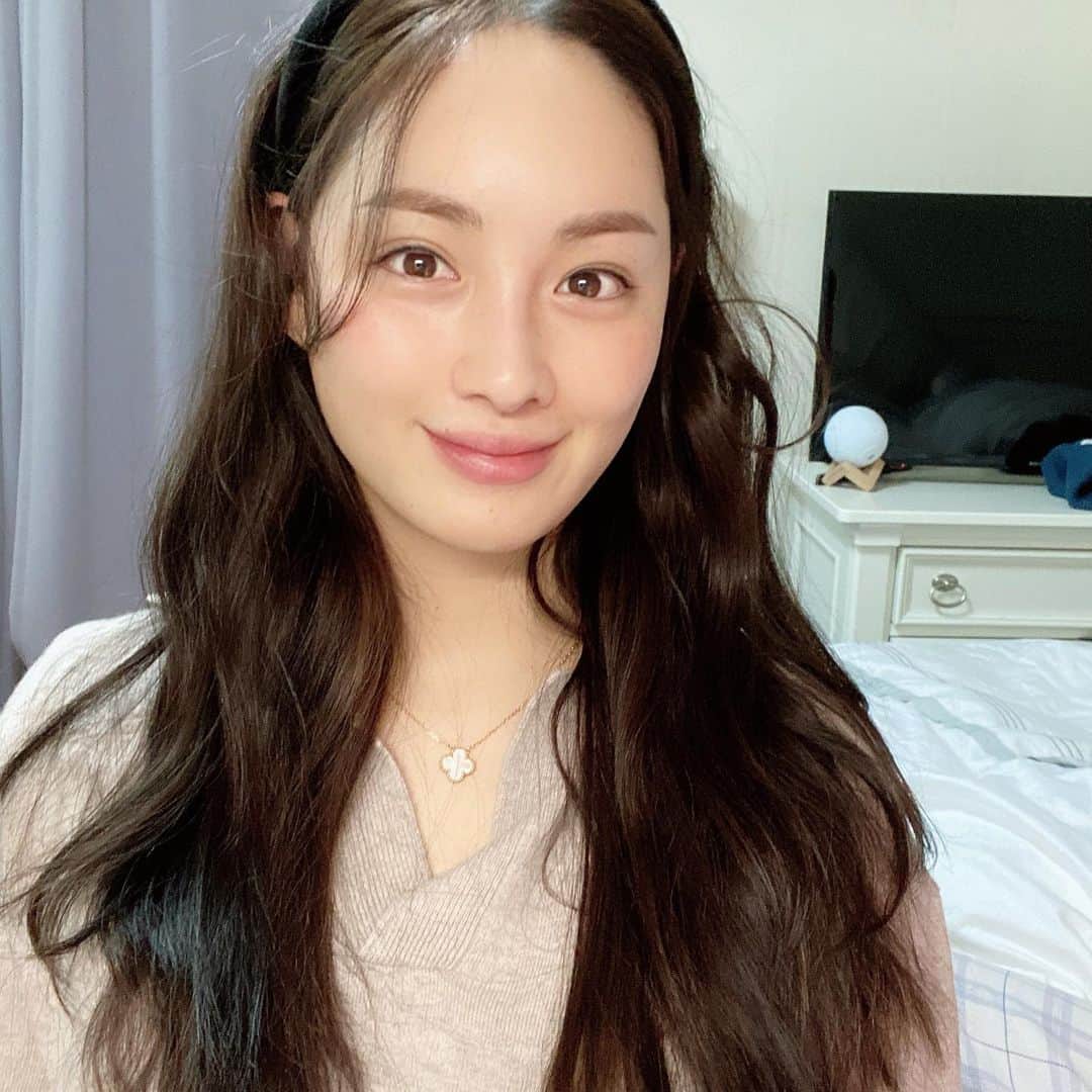 パク・キョルのインスタグラム：「😊」