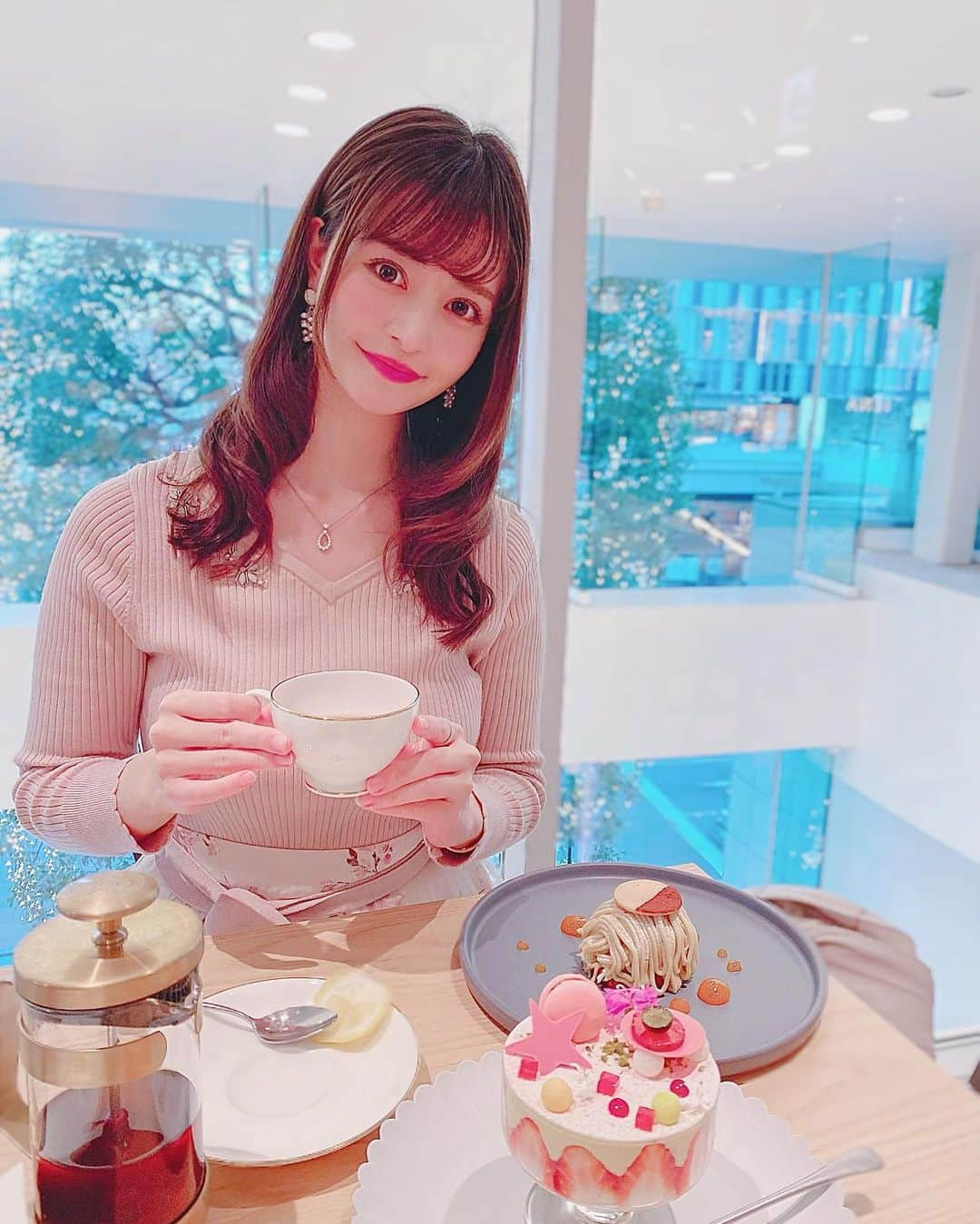 一ノ瀬まりなさんのインスタグラム写真 - (一ノ瀬まりなInstagram)「Cafe time🫖♡ . . #trianglecafe #二子玉川カフェ #高島屋  #ケーキ #cafe #tea #futakotamagawa」1月5日 16時18分 - yuyuyu_marina