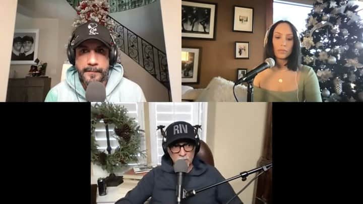 のインスタグラム：「New year, new #PrettyMessedUpPodcast episode! This week, AJ, Rene and I reflect on the positive things that 2020 brought to us, plus we get into our New Year’s resolutions or as I like to say, what we are manifesting for 2021! We also ask each other questions, really good ones I must admit, and of course, we answer some of your guys questions as well. Follow the link in my stories to listen because you won’t want to miss this juicy episode. Subscribe, rate us and please continue to email us your questions. We love hearing from you all! Happy New Year! ♥️」