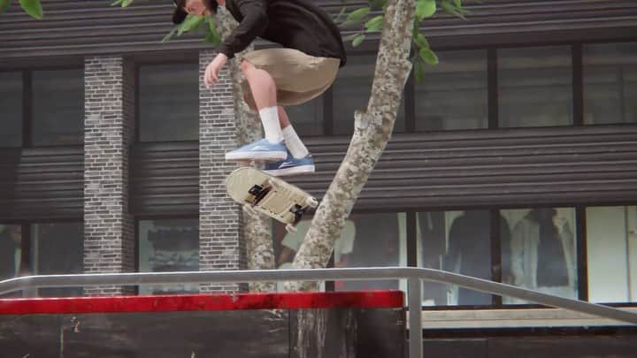 のインスタグラム：「@skater.xl just dropped an update with new mod maps and gear for Playstation, Xbox, and PC. Who’s got their character rocking The Flare? Tag us in your clips 📹 @muhzzy  #Lakai #SkaterXL」