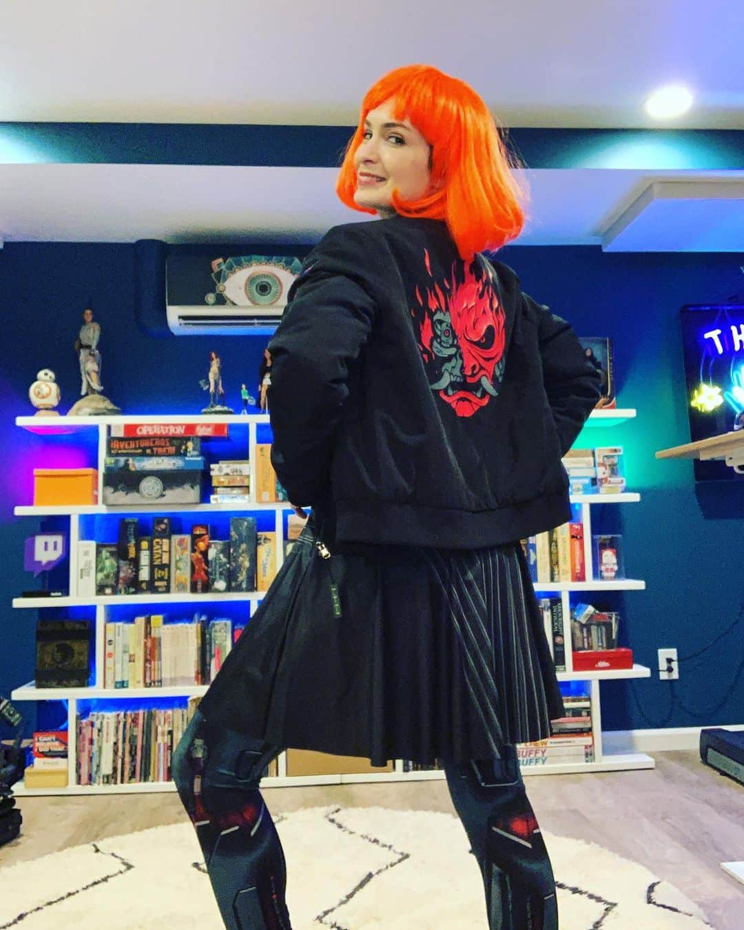 フェリシア・デイのインスタグラム：「Thank you @blackmilkclothing for the amazing @cyberpunkgame clothes. This is cool and comfy and I will definitely be gaming in it!」