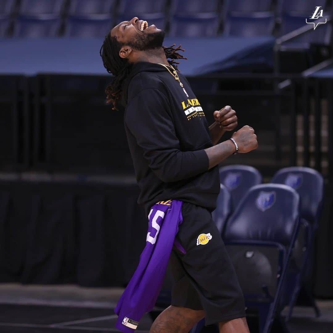 Los Angeles Lakersさんのインスタグラム写真 - (Los Angeles LakersInstagram)「Getting ready for the rematch. #LakeShow」1月5日 9時30分 - lakers