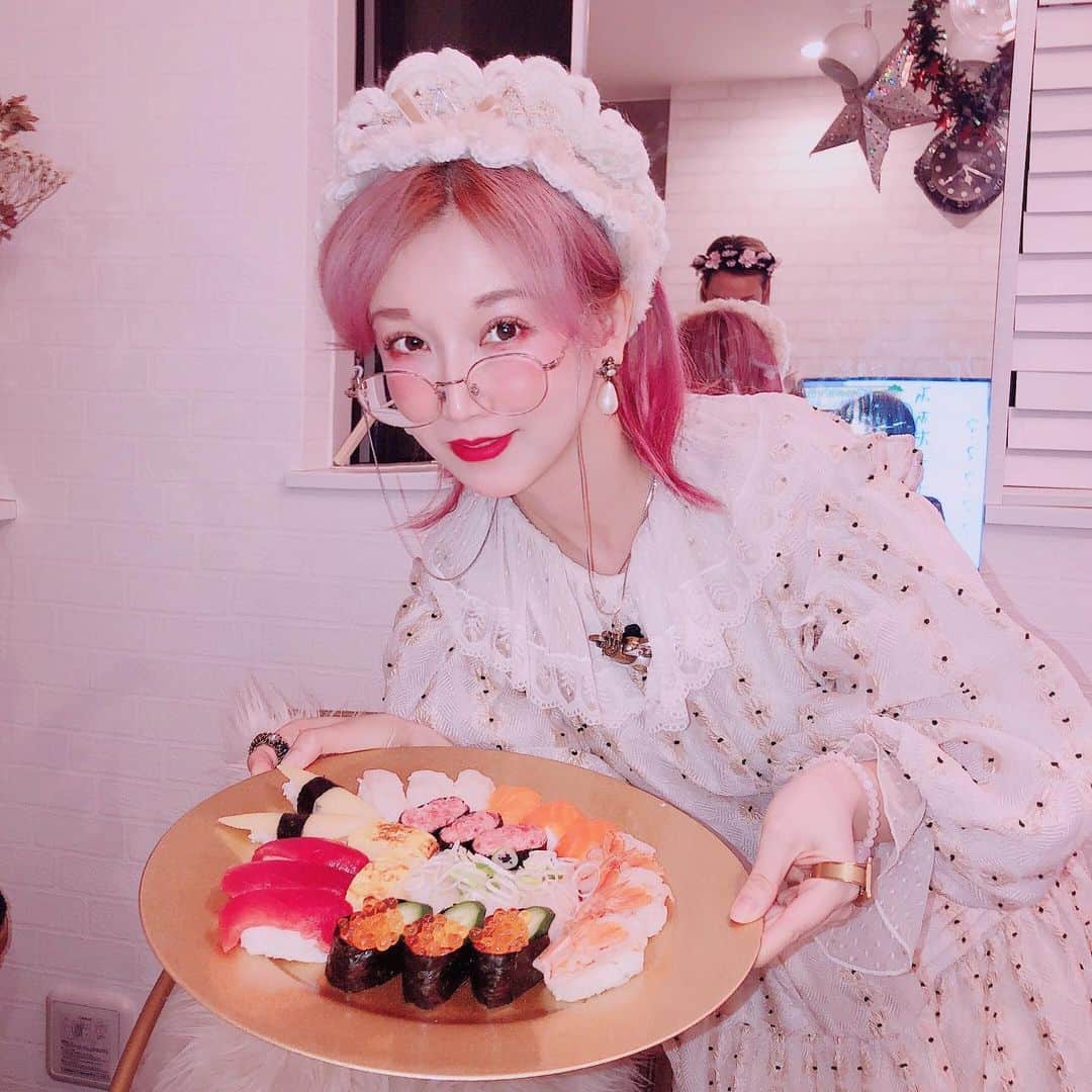 Etsuna otsukAのインスタグラム