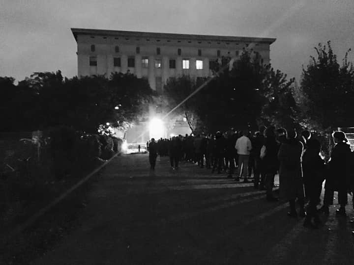 Block.fmのインスタグラム：「2020年 トップ記事｜Berghainに仮想入場できるサイトがTikTokで大バズり、なぜ? 数年前に話題になったサイト「Berghain Trainer」がTikTok経由で再び注目を集めた結果ある弊害も発生している。⁠ ⁠ 続きはlink in bio」