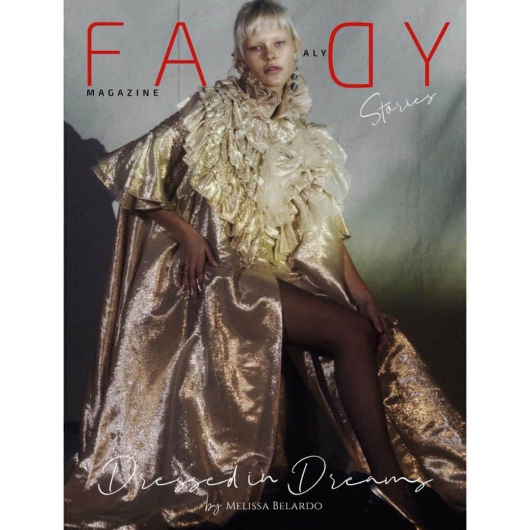 Kento Utsuboさんのインスタグラム写真 - (Kento UtsuboInstagram)「海外素雑誌の表紙撮影でメイクをさせてもらいました🏵 ありがたいです🥳  💡質問など聞きたい事とかありましたら気軽にコメント欄にお願いします📝😊💫   Beautiful  feature story, Dressed in Dreams in the holiday issue of Faddy Magazine @faddymagazine  Featuring model and Muse Eva Minaeva @loeil.de.la.mer  Creative Director/Stylist: Melissa Belardo @_vision_me_  Photo: Tatiphon @tatiphon  Agency: Official Models NY @officialmodelsny Videographer: Derek Siyarngnork@de9rek  BTS - Minam Kim (Sean) @butterm3 Visual artist: Siriphong Tipayakesorn (Preto) @pretohf Hair: Takuya Yamaguchi @tak8133 R+Co @randco Mua: Kento Utsubo @kentoutsubo  MUA assistant- IHAKU @lisaihaku  Nails: nori / ARTLIST @nailnori Stylist assistant- Naeem Davis @Gods_hidden_treasures Copy writer - Doug Levy @thedouglevy Guide voiceover - Kelsey Rae Adams @keiseyrae21 Colorist - Ink Navapat @in8k Producer  Editor-and-chief/Artistic Director for Faddy Magazine: Candice Solomon @candicesolomonstyle   —————————— Thank you  ——————————— #photographer #コスメ #makeupartist #ファッション #youtuber #makeup #ビジネス #メイク好きさんと繋がりたい #メイクアップ #カメラ #fashion  #化粧品 #cosmetics #beauty  #美容学生 #photo  #ヘアカラー #美容 #美容師  #メイク #ビューティー #メイクアップ #メイクアップアーティスト #ユーチューバー  #かわいい #美容室 #ヘアアレンジ #youtube #hair #artmakeup」1月5日 10時12分 - kentoutsubo