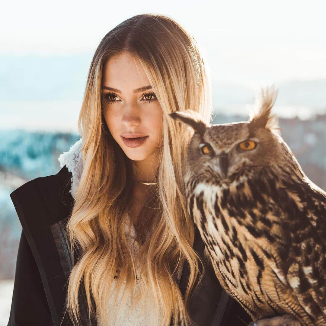 Kyle Kuiperのインスタグラム：「👩🏼🦉」