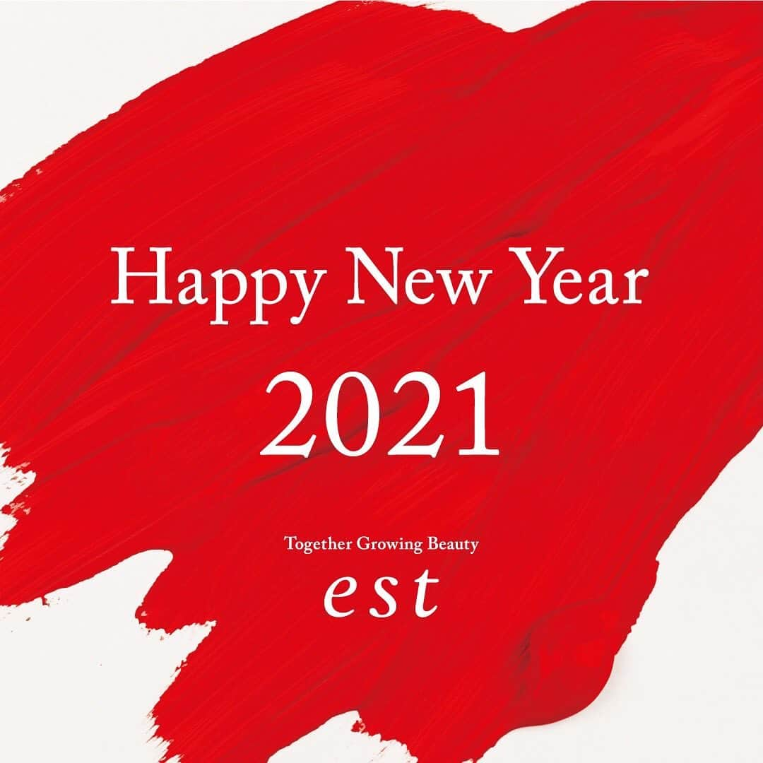 est_jpさんのインスタグラム写真 - (est_jpInstagram)「. あけましておめでとうございます。﻿ 2021年、より健やかに美しく日々をお過ごしいただけますように、﻿ 心よりお祈り申し上げます。﻿ ﻿ あなたには、無限の可能性があるから。﻿ その美しさを引き出すために、今年もエストは、﻿ まだ見たことのない自分に出会う﻿ ワクワクをお届けしていきます。﻿ ﻿ さあ、次の美しさへ、ごいっしょに。﻿ 本年もどうぞよろしくお願いいたします。﻿ ﻿ #est #エスト #驚け無限の自分に #年始のご挨拶 #happynewyear #デパートコスメ #デパコス」1月5日 17時10分 - est_jp