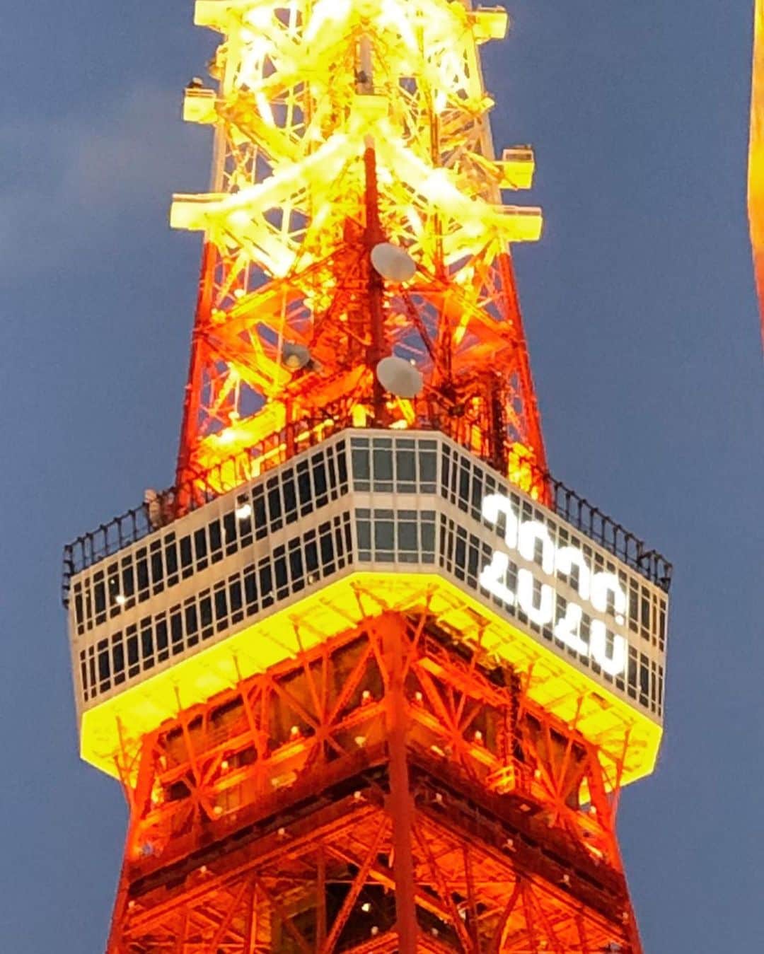 藤田舞美さんのインスタグラム写真 - (藤田舞美Instagram)「❁︎ 2020年→2021年にかけての東京タワー🗼✨ * #tokyo #tokyotower #japan #東京 #東京タワー #東京タワーライトアップ #2020年から2021年へ #東京タワー好き」1月5日 11時54分 - maimifujita