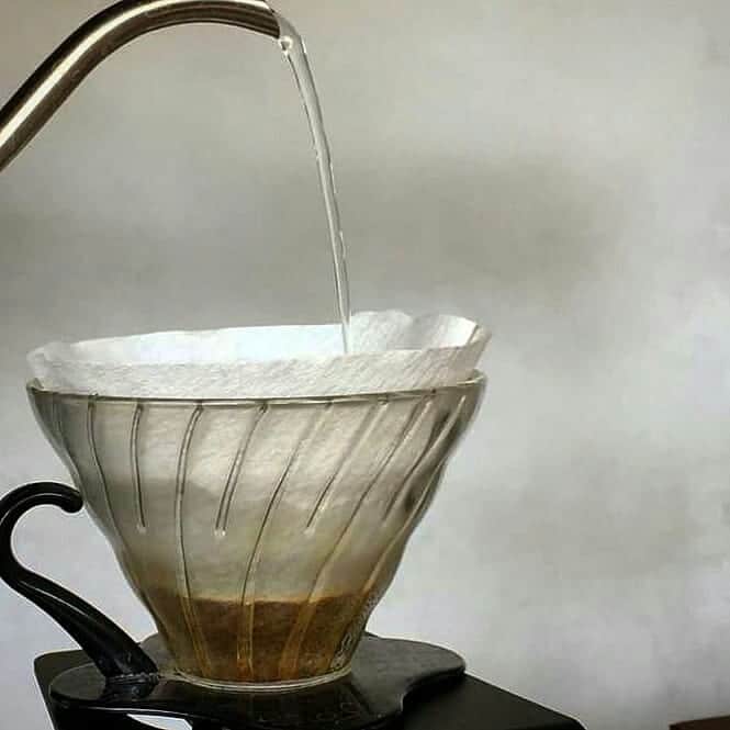 toiro_wagashiさんのインスタグラム写真 - (toiro_wagashiInstagram)「Rainy days were Made for drinking coffee ☕  Open daily 9am till 5pm avaliable for take away or Go-jek 😊 #toirowagashi #toiro_wagashi #kerobokan #batubelig #bali #wagashi #japanesesweets #coffee#rainydays」1月5日 13時02分 - toiro_wagashi
