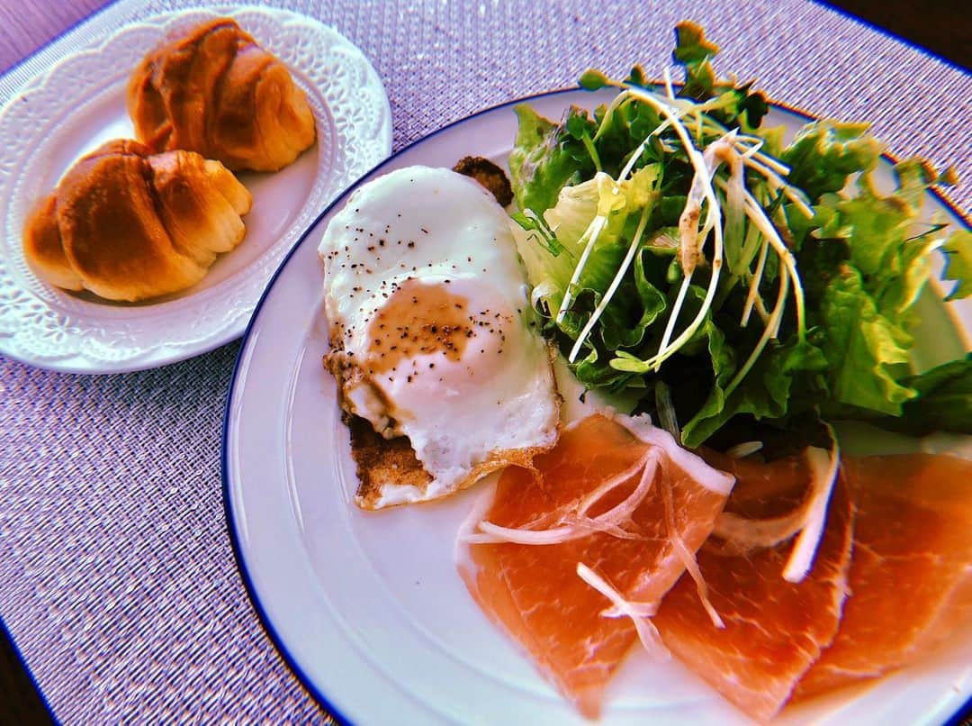 西園みすずのインスタグラム：「今朝🍽 . #朝ごはんプレート #朝食」