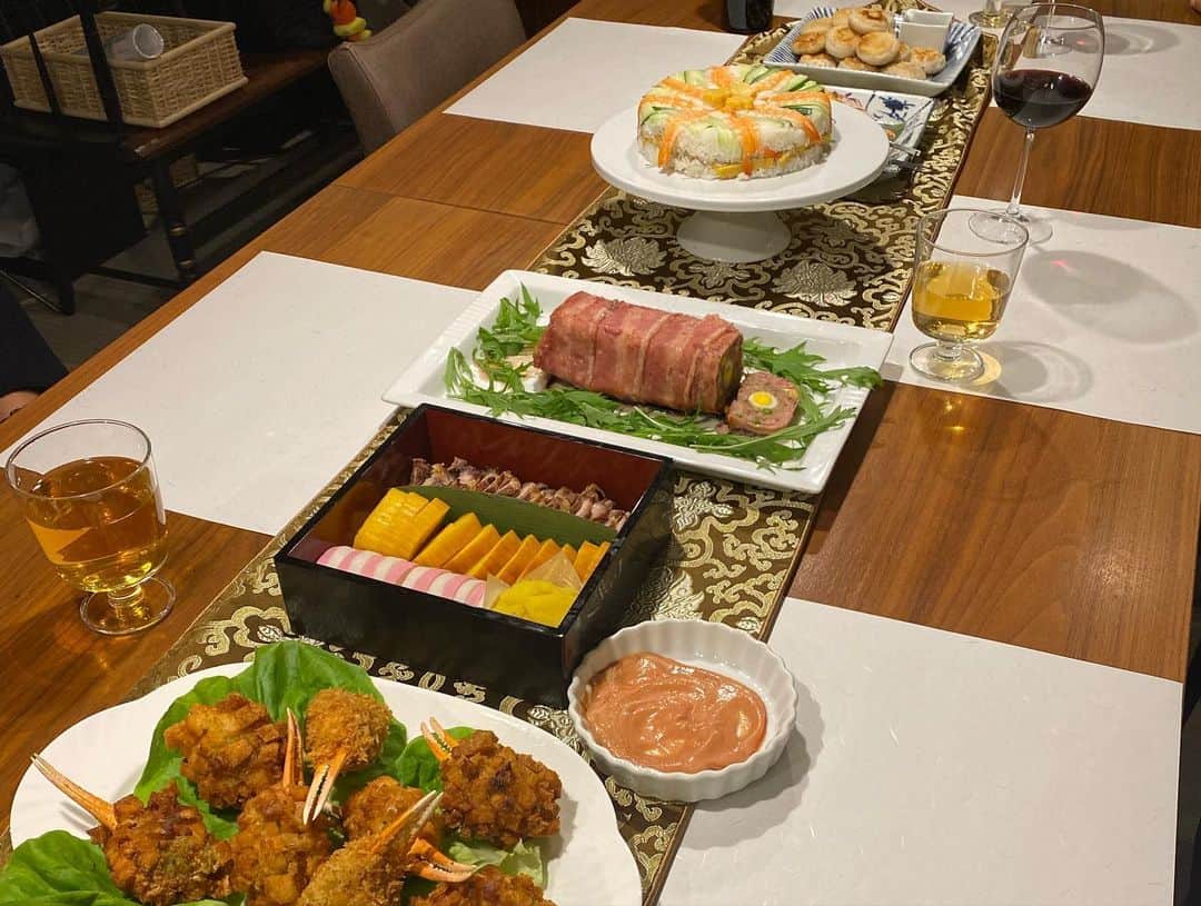 謝依旻さんのインスタグラム写真 - (謝依旻Instagram)「日式年菜✨  #お正月  #御節料理」1月5日 13時35分 - igo_1116