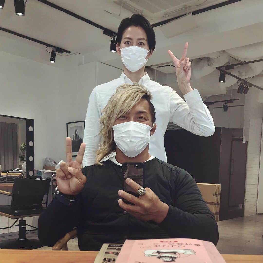 棚橋弘至さんのインスタグラム写真 - (棚橋弘至Instagram)「昨日の #hairstyle 👍 #njwk15」1月5日 14時00分 - hiroshi_tanahashi