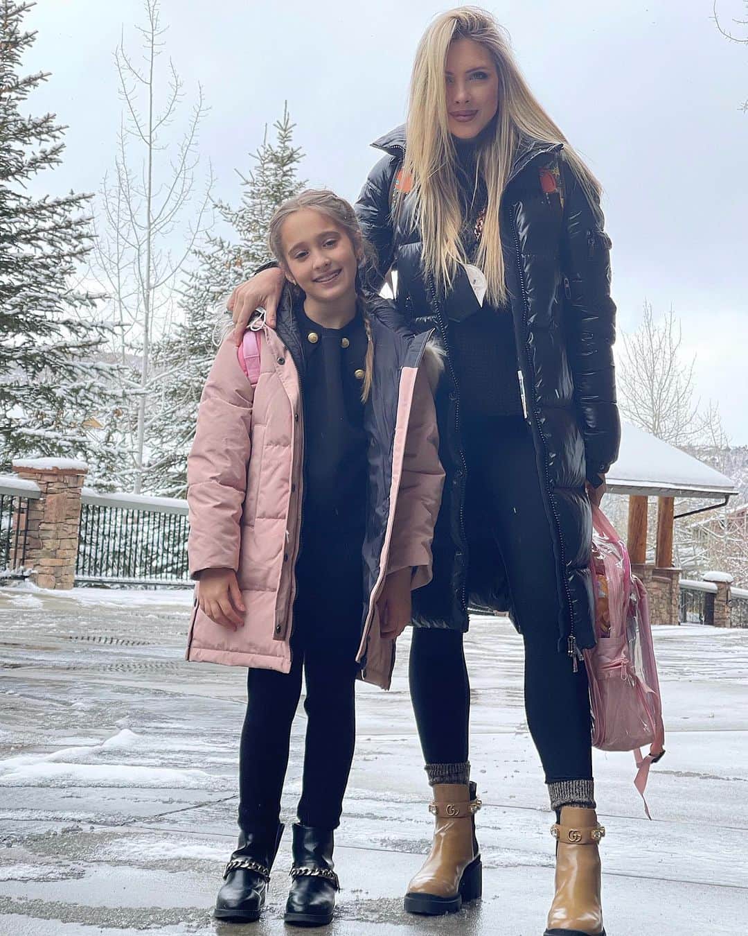 Sascha Barbozaのインスタグラム：「Hora de regresar a casa... sentimientos encontrados🥲 la pasamos increíble, gozamos un montón!」