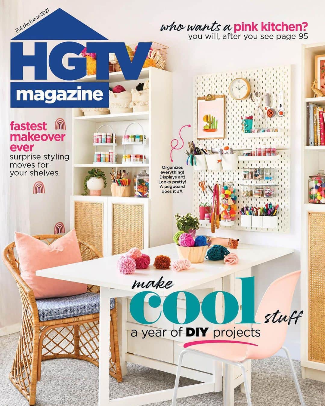 HGTVさんのインスタグラム写真 - (HGTVInstagram)「Make it your craftiest year yet! #HGTVMagazine’s Jan/Feb #DIY issue is here and it’s full of fun 🏡 projects, super-cool makeovers and ideas we’re totally starry-eyed over. 🤩 Grab your copy off newsstands now. 🔨✂️🧶 . 📷: @johncwoodcock  Stylist: @jillmariemckee  Designer: @rebeccadiy」1月6日 1時10分 - hgtv