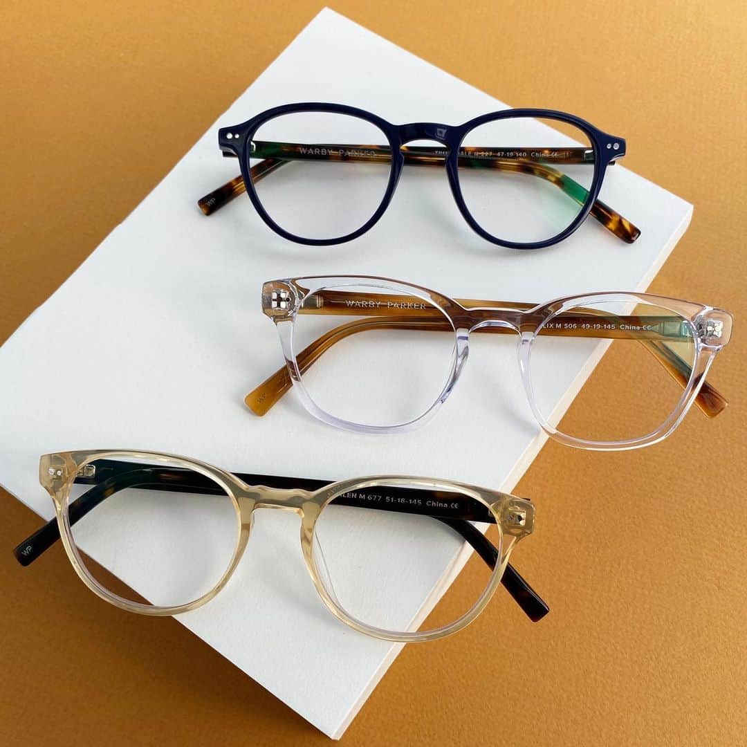 Warby Parkerのインスタグラム：「Our first collection of the year is here! Meet the spirited frames of Spring 2021 🤓⤴️ Also making their debut? These color-blocked acetate combinations, with face fronts and temples in contrasting (or complementary) colors. See them all in our Story!」