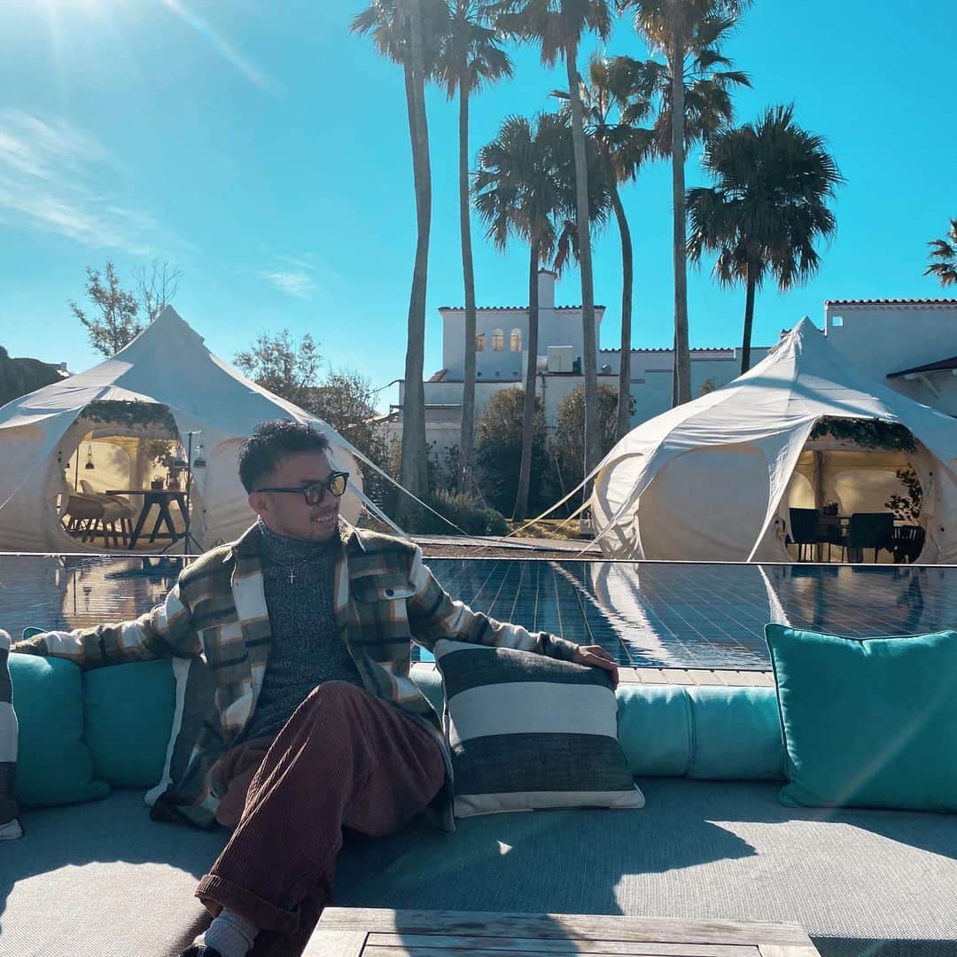 SONNYのインスタグラム：「Malibu Beach? Felt like I was back in CALI for my B-DAY 日本のマリブで故郷カリフォルニアを感じれた誕生日  @malibufarm_zushimarina  @malibu_hotel  #malibufarm」