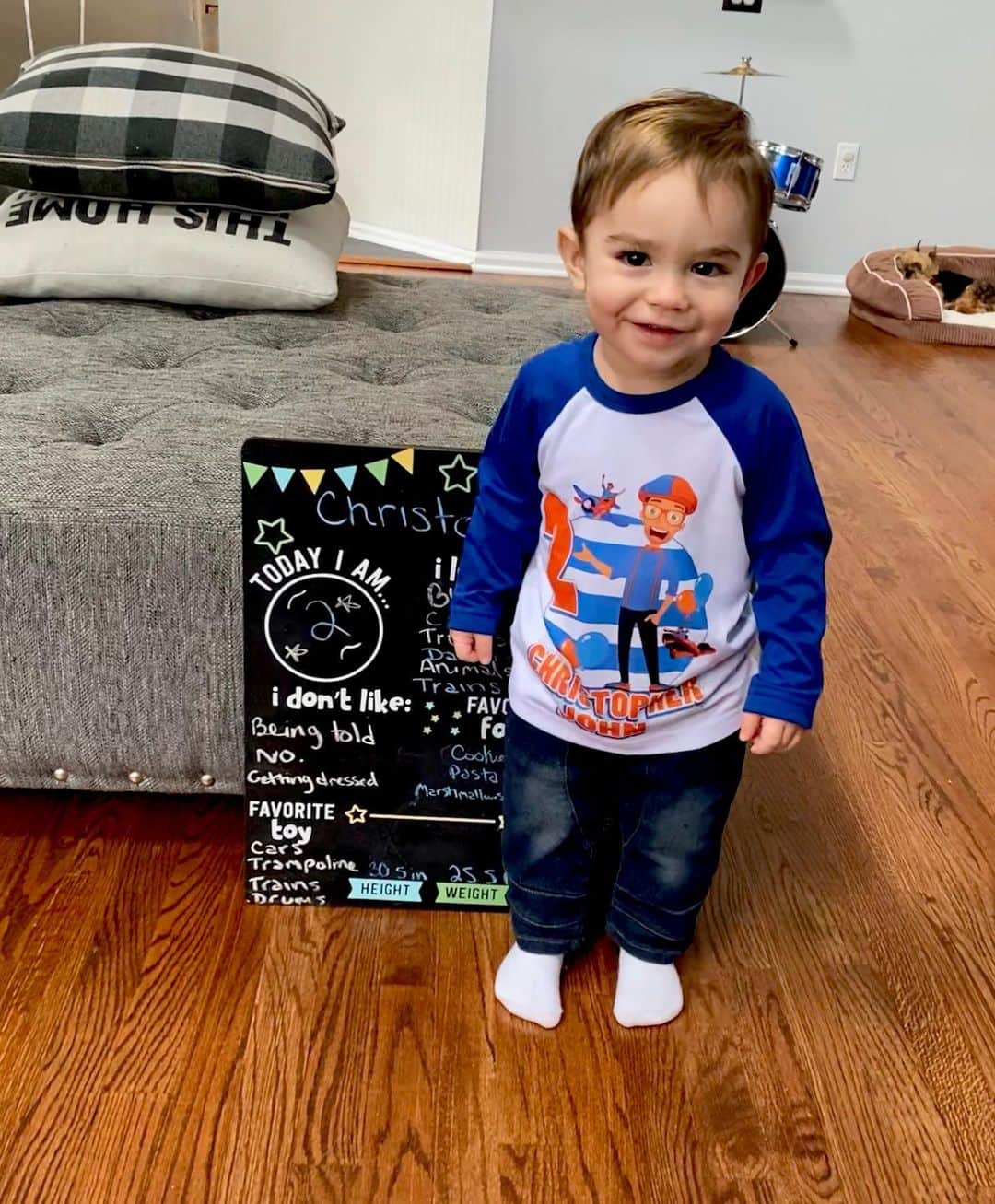 ディーナ・ニコール・コルテーゼのインスタグラム：「I can’t believe my baby boy is turning TWO today !!!! 😩😩😩 it feels like just yesterday I gave birth to this little man ❤️ Everytime other moms told me .. it goes by fast..I didn’t want to believe it .. but boy it really does 😢.. Even though this last year was definitely different .. Chris and I made sure to make sure CJ still experienced and had so many fun memories .. a lot of firsts and A LOT of family time❤️ we had dance parties in our living room..family movie nights.. lots of family walks and play time at the park .. he met the Easter bunny (played by daddy).. painted eggs.. played and drank out of the hose ( it’s the little things) and lived his best life playing outside.. we went apple and pumpkin picking.. painted pumpkins .. and truly appreciated Christmas everything about Christmas this year .. AND just like that a year flew by..   To our Christopher John you truly are such an amazing kid .. you amaze us all everyday with all the new things your learning .. your little personality is really starting to blossom .. you are so silly and such a little scutch just like your daddy and a little ham like mommy .. you have such a good heart and are turning into such a sweet boy.. I love watching you grow..and figuring out exactly what you like and dislike .. you not only bring joy and light into mommy and daddy’s lives but everyone around you ❤️   Even though this year is a little different mommy and daddy are still going to make your 2nd birthday super special 🥰🥰」