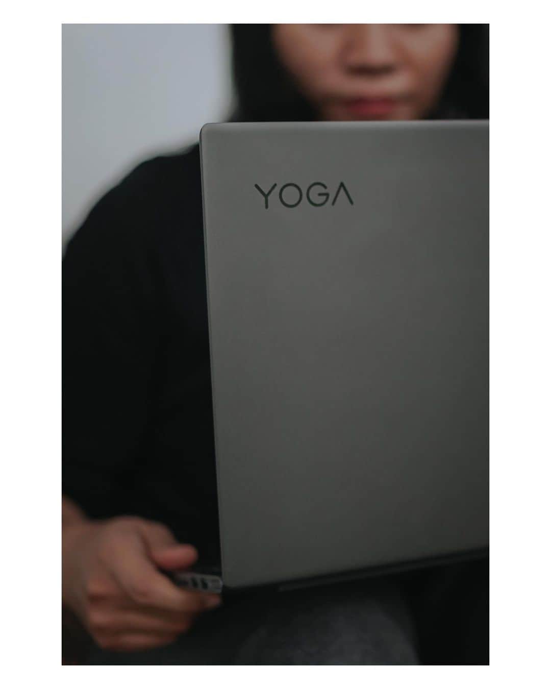Putri Anindyaさんのインスタグラム写真 - (Putri AnindyaInstagram)「To be able to work outdoors is something that I love. Especially when I don’t need to worry about the battery cause this one got the long lasting one 🔋   Design laptop yang ringan juga bikin nyaman untuk dibawa kemana aja. Selain itu, Lenovo Yoga Slim 7 ini makin efisien dengan AMD Ryzen 4800U yang bikin segalanya jadi makin #BeneranCepat laptopnya, makin cepat juga kerjaan beres.   Oh, not to forget, it’s included with Microsoft Office Home & Student 2019 Original, free lifetime! So go get yourself one in your fav offline or online stores 💻   Do Great Things only with Lenovo Yoga Slim 7  @lenovoid  #LenovoID #YOGAForAllOfUs #SmarterTechnologyForAll #Windows10 #Windows10Home #PakaiRyzenRadeon」1月5日 17時17分 - puanindya