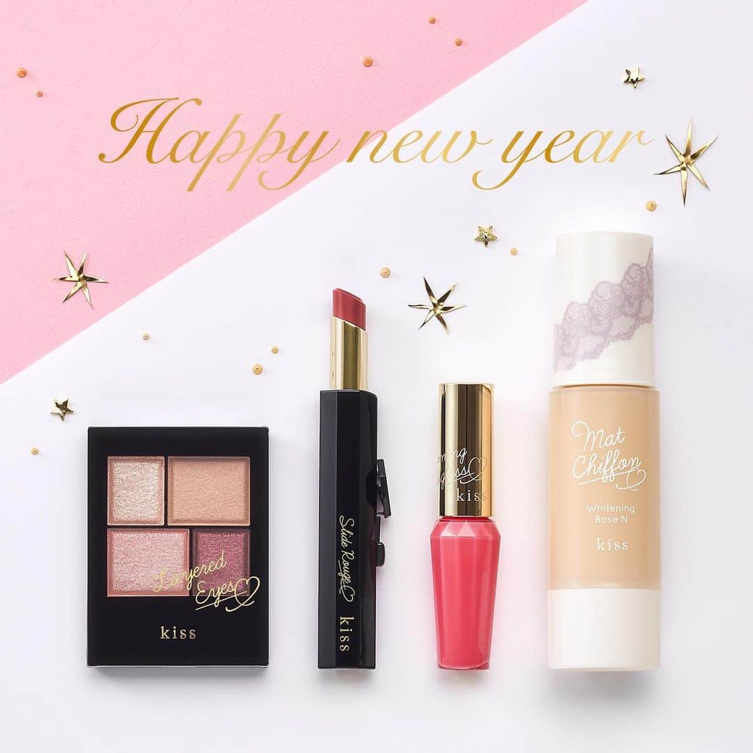 kiss コスメティクス（公式）のインスタグラム：「. HAPPY NEW YEAR🌅  2021年もkissは 最上キレイを叶える情報をたくさん発信していきます✨  2021年が皆さまにとって良い1年となりますように  今年もよろしくお願いいたします💕  #kissコスメ」