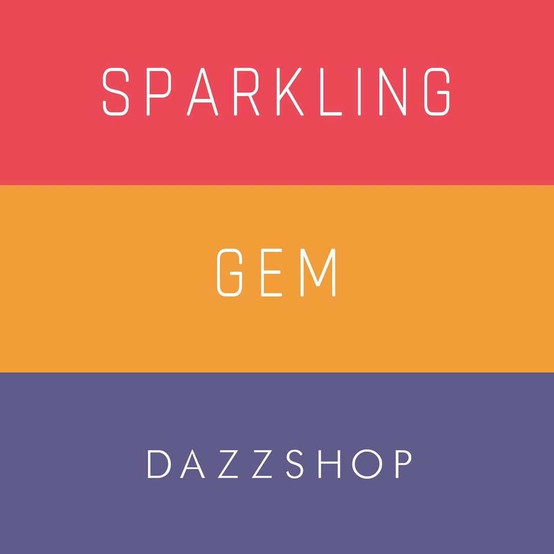 dazzshop officialのインスタグラム：「. . 《SPARKLING GEM》 . DAZZSHOPで1番人気の新感覚アイシャドウ♪ . . プルプルと弾力のあるベースが目もとでスッとみずみずしく変化！ ロングラスティングでヨレにくく、水系ベースで目もとに負担をかけずにクレンジングができ、洗顔料でもOFFできます。 . . #DAZZSHOP #ダズショップ #eyemakeup #makeup #beauty #cosme #ビューティー #メイク #アイメイク #コスメ #アイシャドウ　#eyeshadow @dazzhop_beauty」