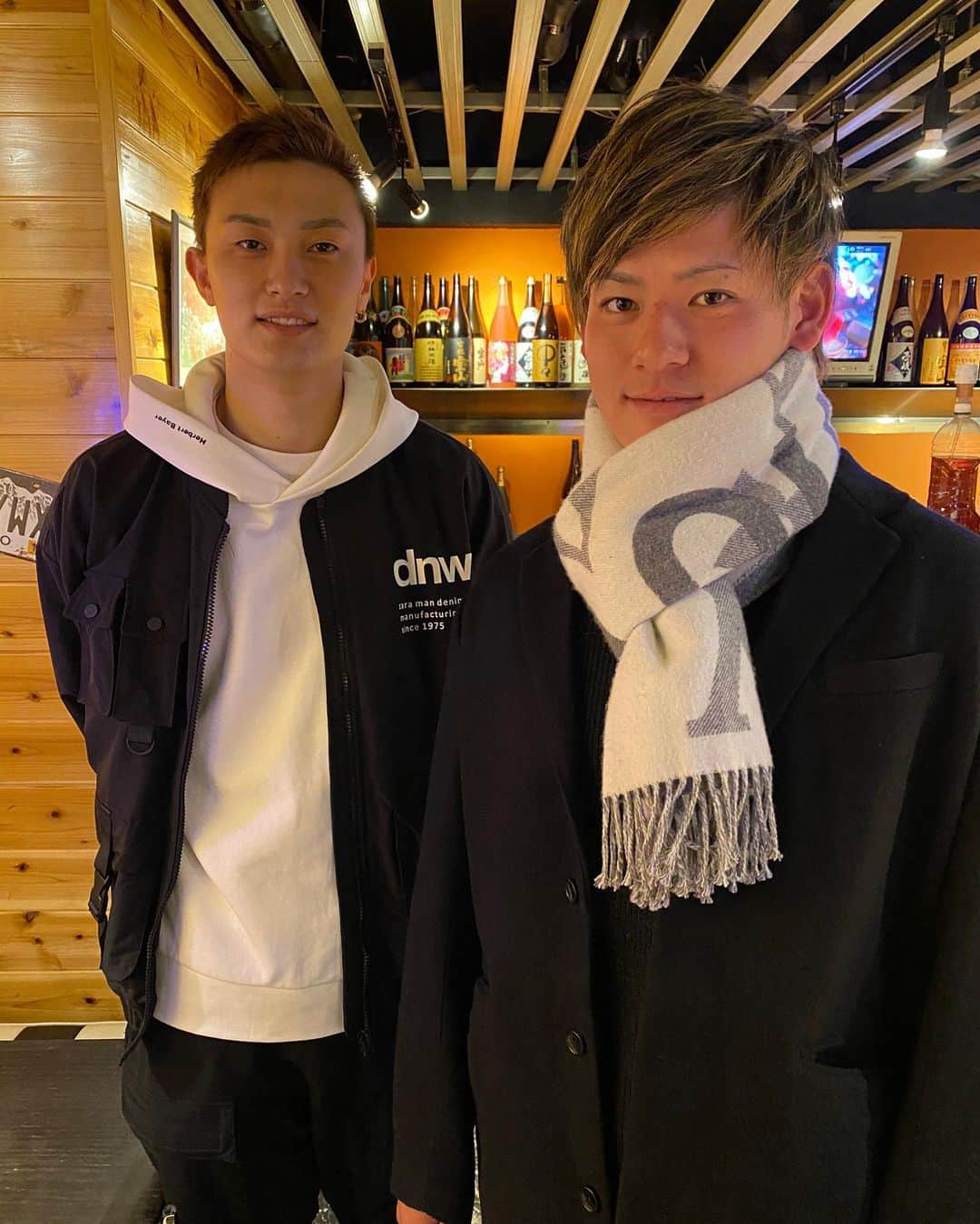 宇都直輝のインスタグラム：「横浜DeNAベイスターズの伊藤裕季也選手( @dena.4.yukiya )とお会いしました！ 野球の話や普段の練習の事など色々お話しさせて頂きとても楽しい時間を過ごせました♪  また野球観戦⚾️しにいきます！  ※写真撮影の為マスクを外してます  #義弟の小中チームメイト #四日市」