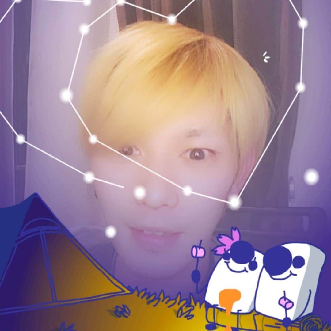 小谷嘉一のインスタグラム：「17LIVEで私の生配信を見よう！ 配信するよー！！ https://t.co/kR9fmyKThw」