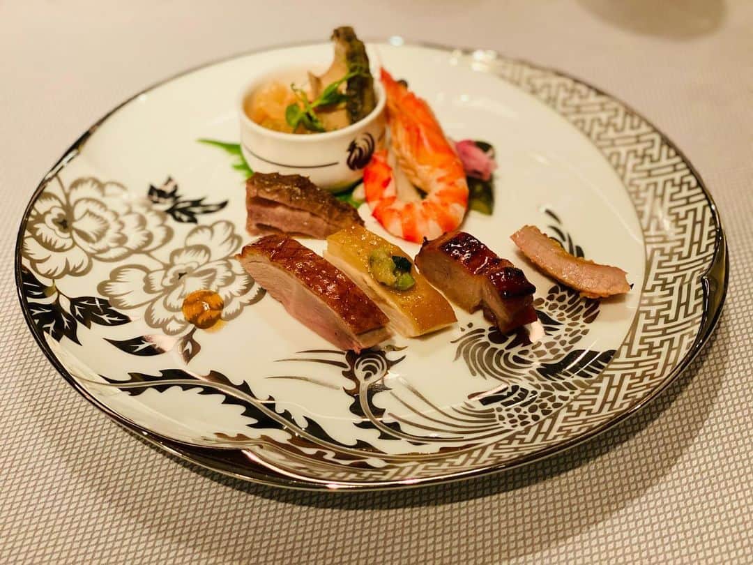 謝依旻のグルメインスタ