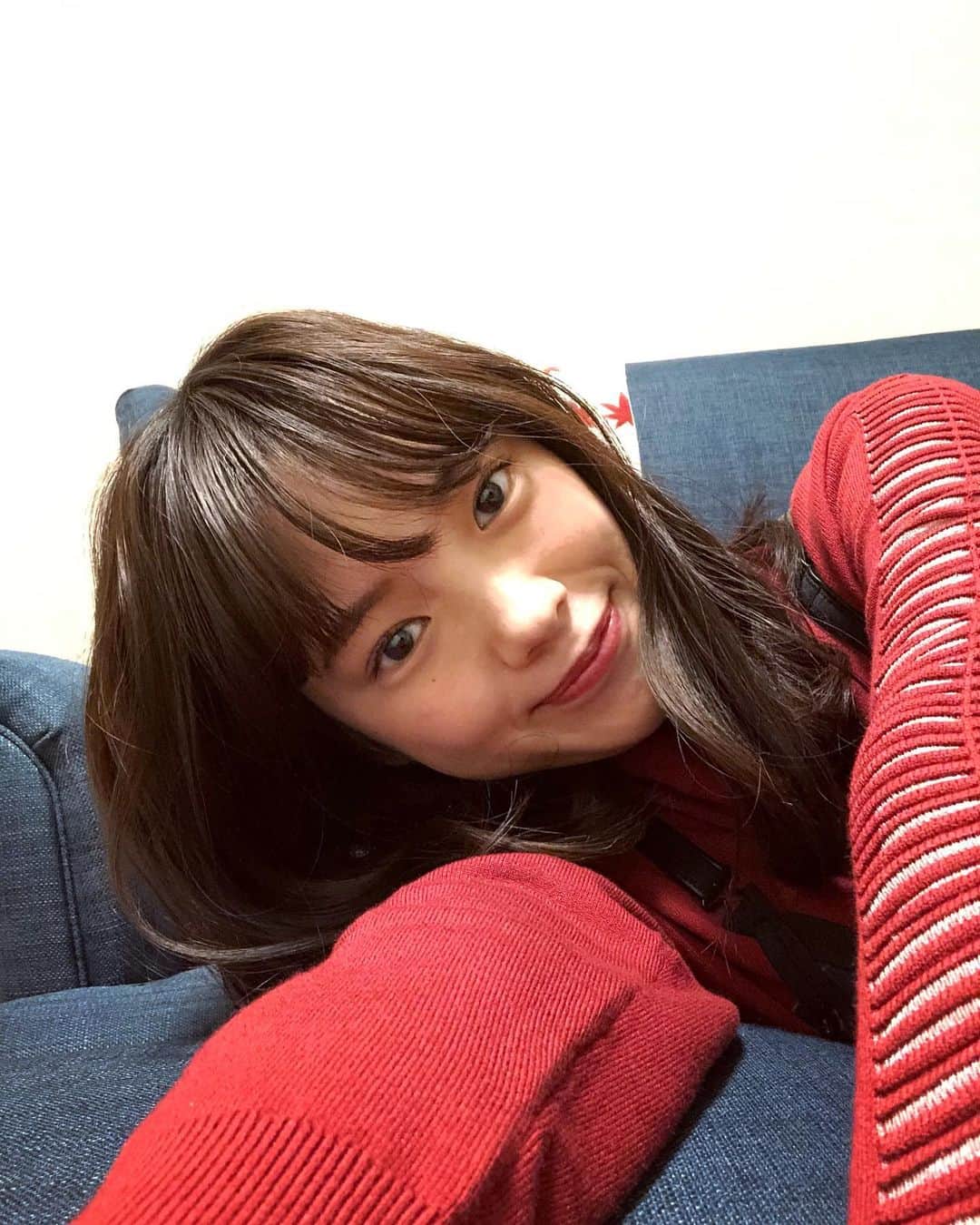 中山来未のインスタグラム：「やっーほっー🛼🛼🛼🛼 みなさんお正月が終わって 何してまーすか？👾👾👾👾」