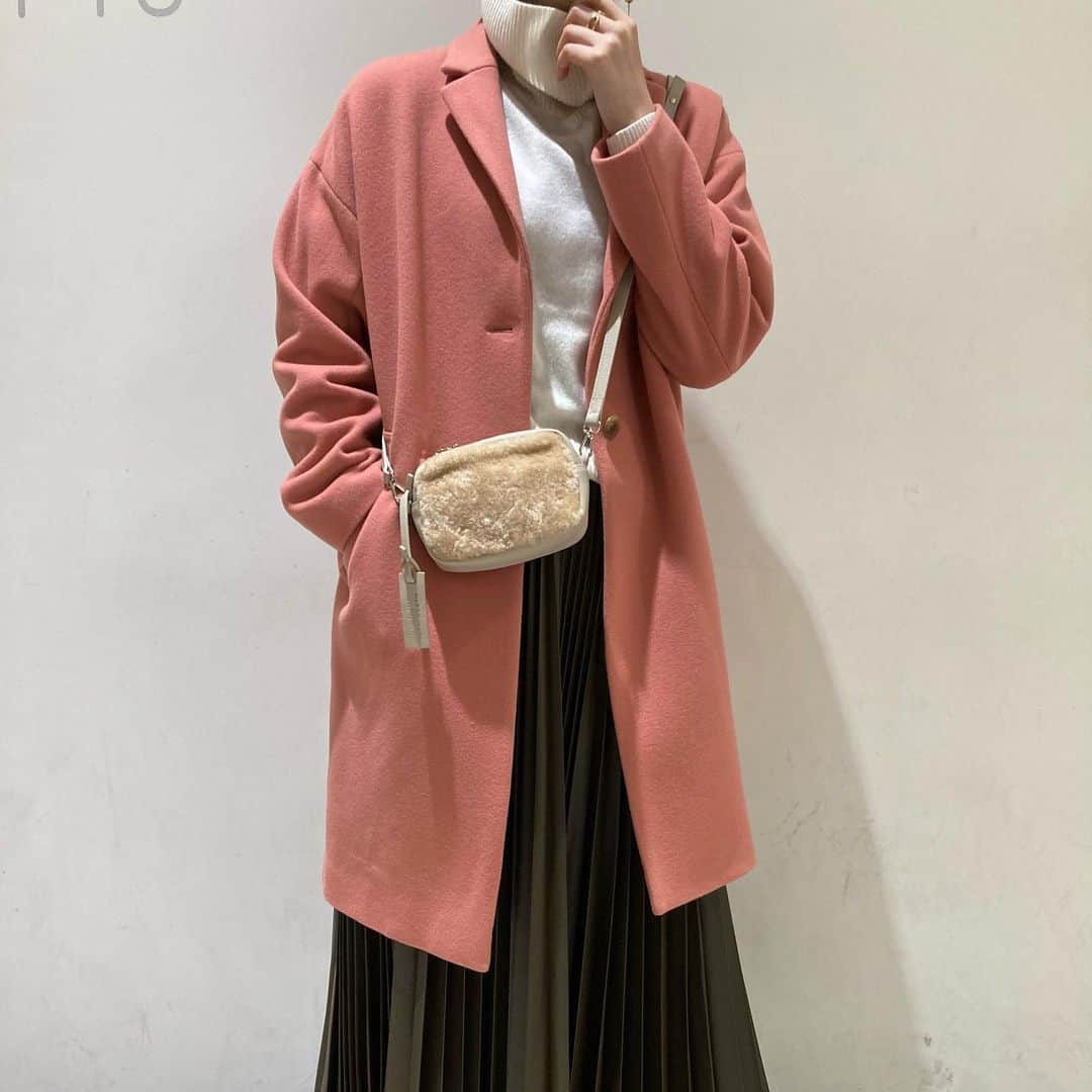 Diviniqueのインスタグラム：「. @munich_official のピンクコート🧥💓 . . ¥42,000→ ¥25,200(40%) . . Divinique 岡山」