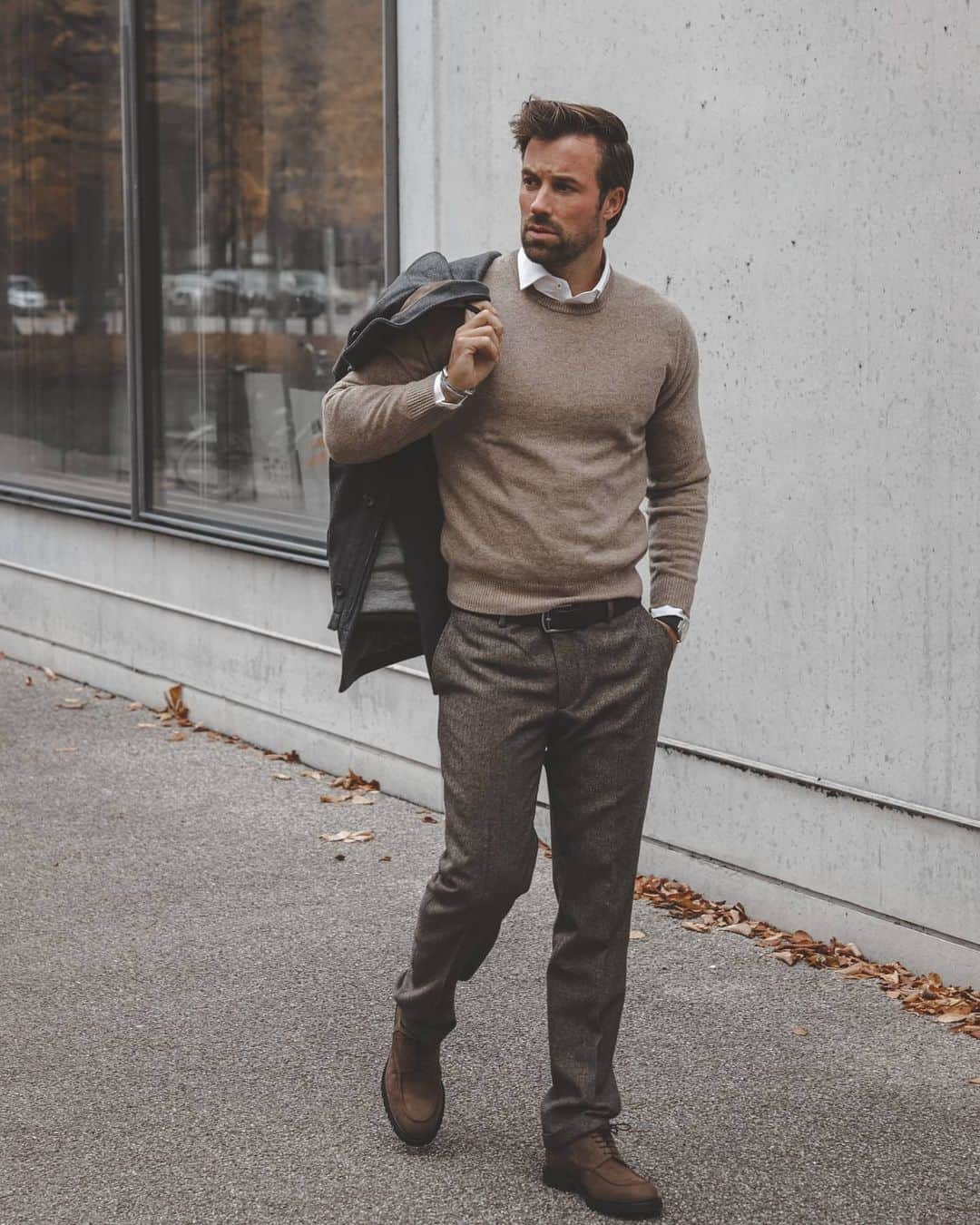 ハケットのインスタグラム：「The simplicity of layering, if done right, becomes an art. @chrisfraas #STAYHackett」