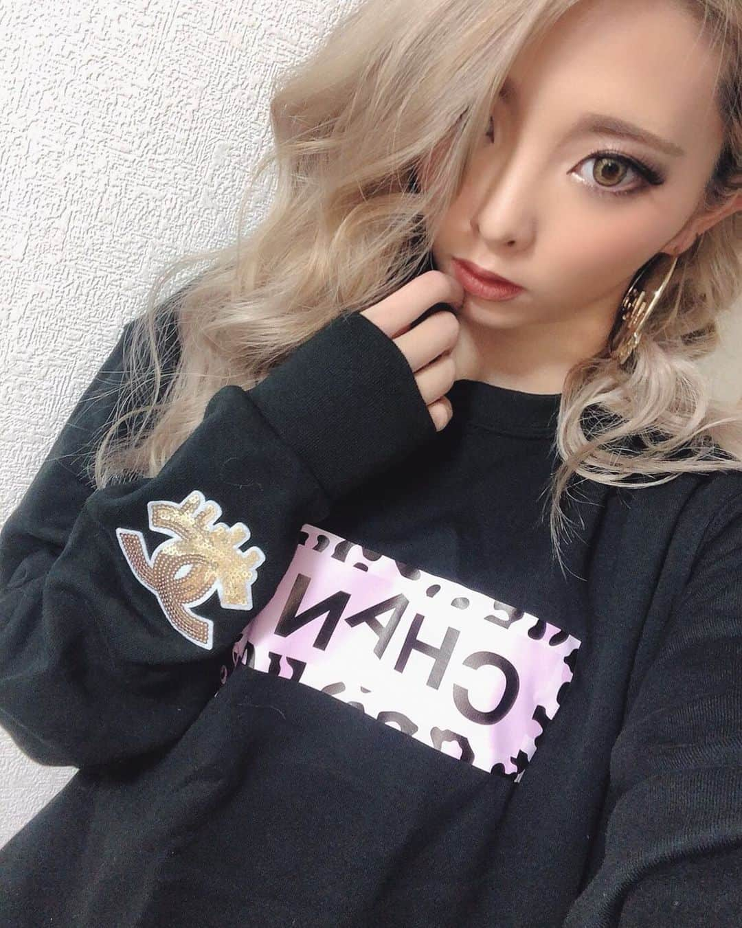 KIKKOさんのインスタグラム写真 - (KIKKOInstagram)「💖 @pink.store037 💖 . 新しくGETしたトレーナー💓 かわいすぎるからお気に入り💗 . KIKKOはLサイズを着てるよん💜 @pink.store037 他にもかわいいの いっぱいあるから覗いてみて💗 .  #japan #tokyo #model #dancer #followｍe  #me #instagood #photography  #ギャル #ゴーゴーダンサー #ダンサー」1月5日 20時07分 - kikko.093