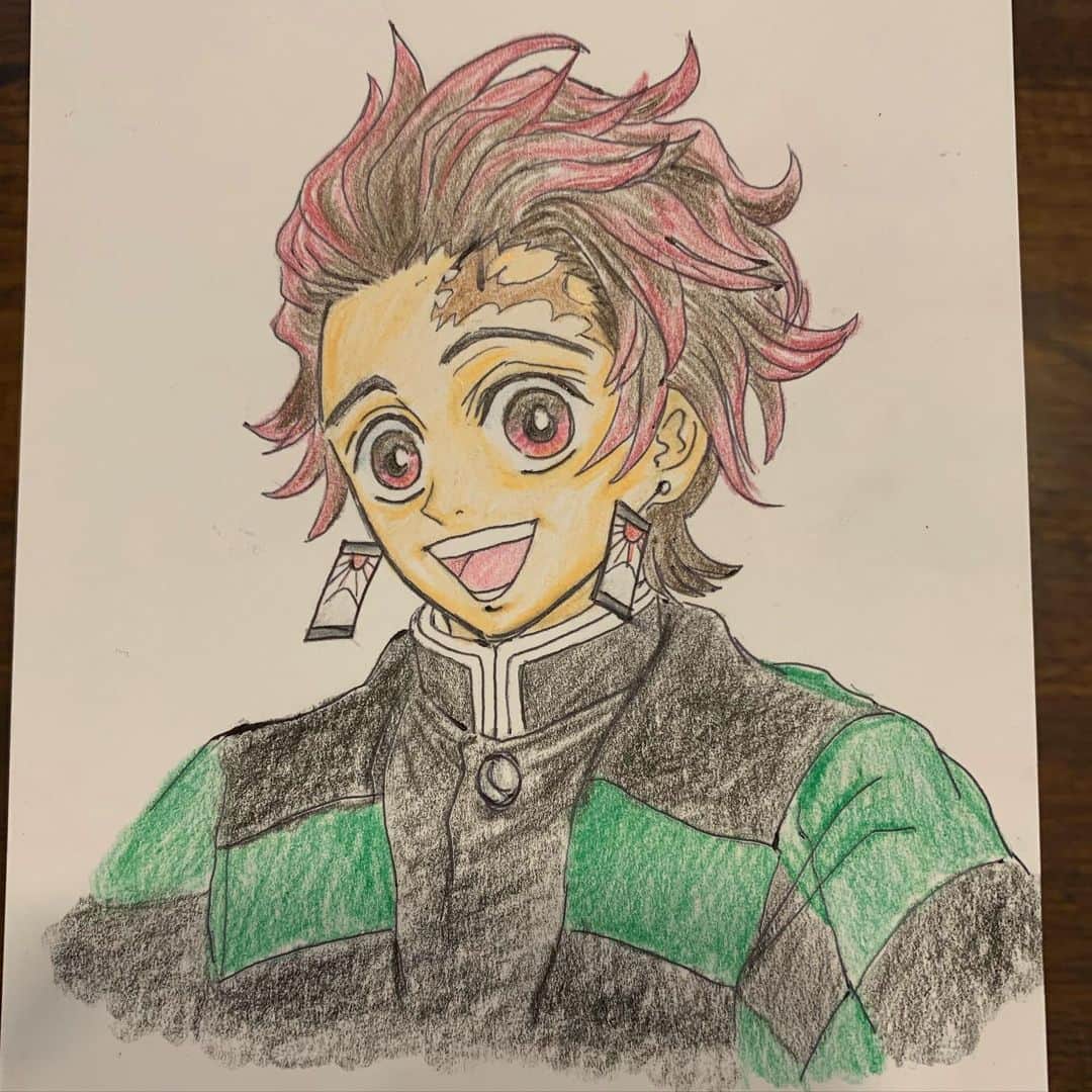 のインスタグラム：「きべのお正月は不要不急の外出を避け、お家でお絵描きしてました！  #鬼滅の刃 #竈門炭治郎 #お絵かき #鬼殺隊 #kimetsunoyaiba #kamadotanjirou #drawing #kisatsutai #demonslayer #全集中」
