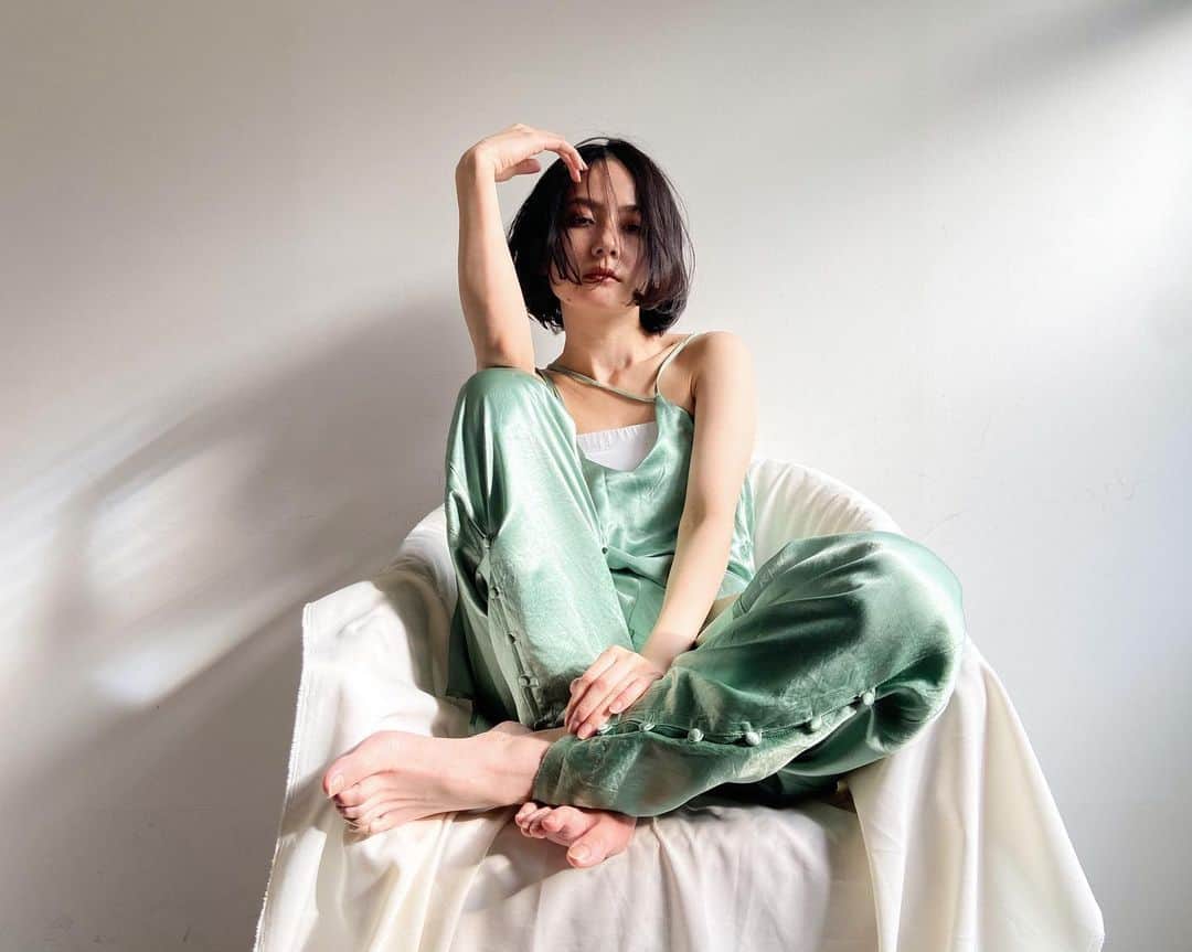 小川琴美のインスタグラム：「🍃🌞」