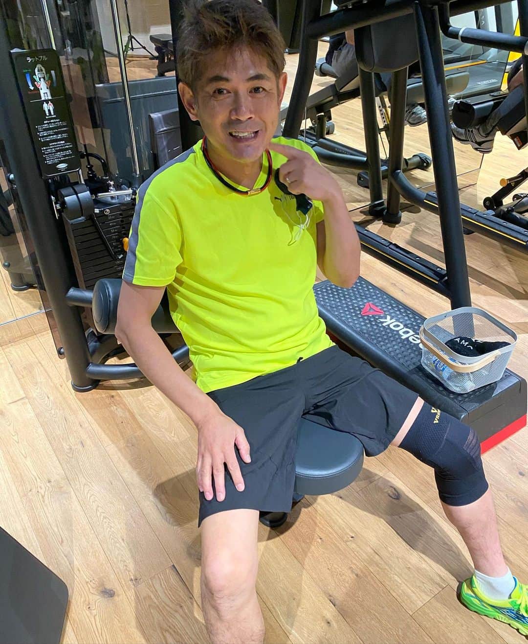 織戸学さんのインスタグラム写真 - (織戸学Instagram)「年末に 福岡県にある 江本ニーアンドスポーツクリニックにて 膝の内視鏡手術🦵も 順調に回復方向。  最初は 痛かったなー。  少しずつ トレーニングを再開する。  膝は高校生の頃に 半月板損傷にて、 ずっと引きずっていた 長いお付き合い。  今年は 良い身体を大切に作ろう。  #江本ニーアンドスポーツクリニック   #maxorido」1月5日 20時20分 - maxorido