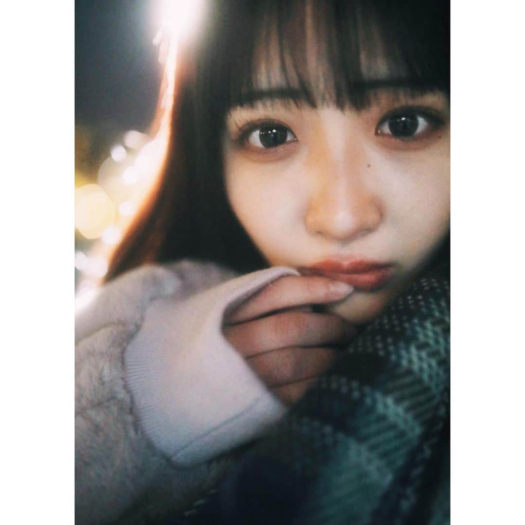 石川翔鈴さんのインスタグラム写真 - (石川翔鈴Instagram)「. 2枚目急にドアップなのでお気をつけください🙂 #寒いと目鼻周りが赤くなる #同じ人いますか」1月5日 20時23分 - karen__i328
