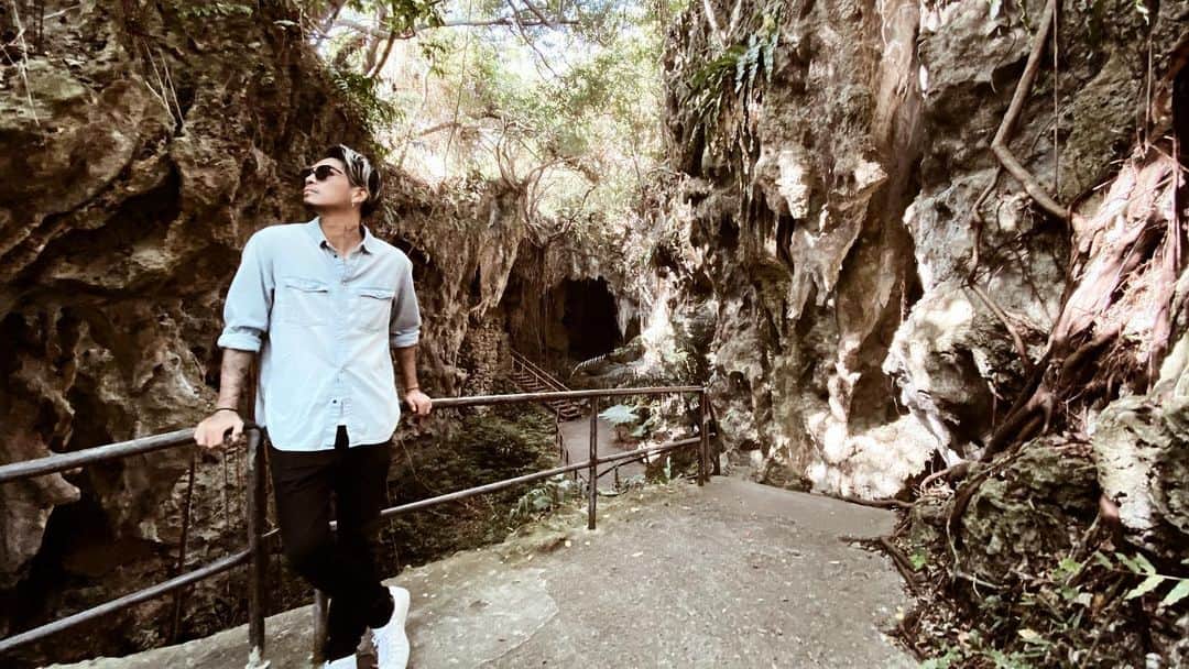 DJ ACEのインスタグラム：「🌳 #Nature #マイナスイオンの世界 #沖縄  #ACE1」