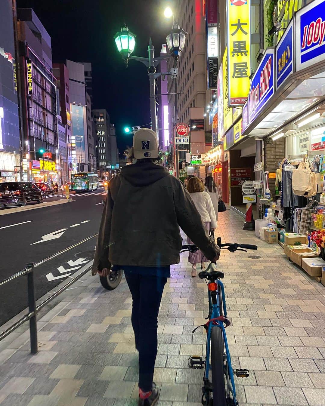 福田愛大のインスタグラム：「誕プレに欲しかった自転車ありがとう😆🙌🏾 幸せの限りよ」