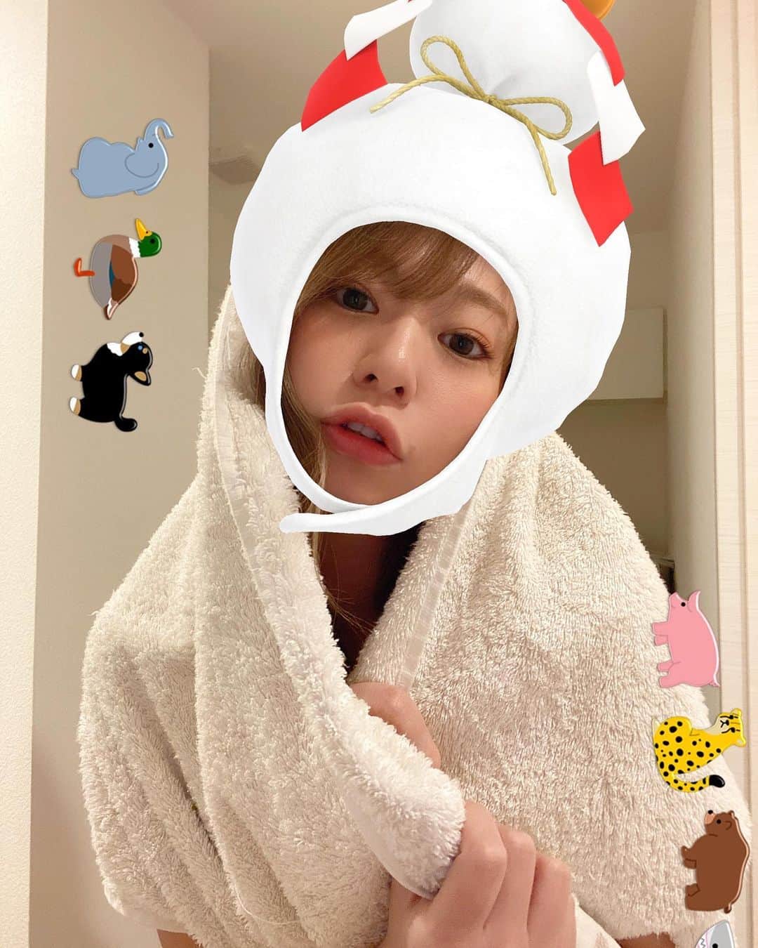 希帆さんのインスタグラム写真 - (希帆Instagram)「2021🐄🤍🤍 今年もよろしくお願いします💕」1月5日 21時00分 - k_i_h_o_
