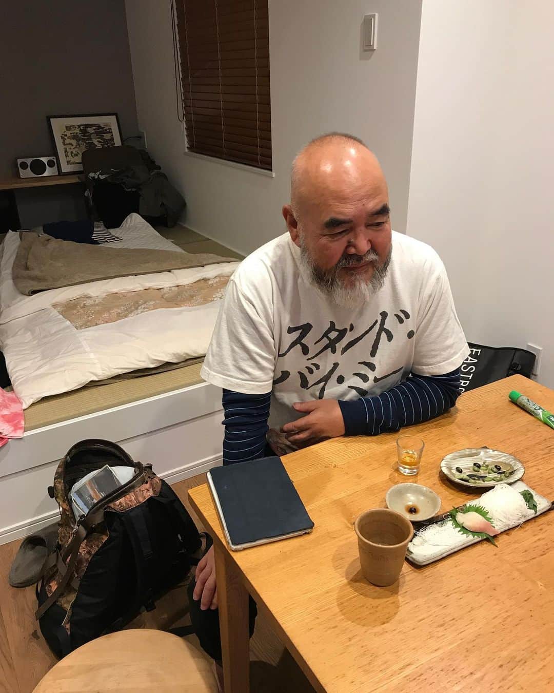 松本素生さんのインスタグラム写真 - (松本素生Instagram)「明日授業あるみたいで、親父が我が家に。」1月5日 21時12分 - sou_matsumoto