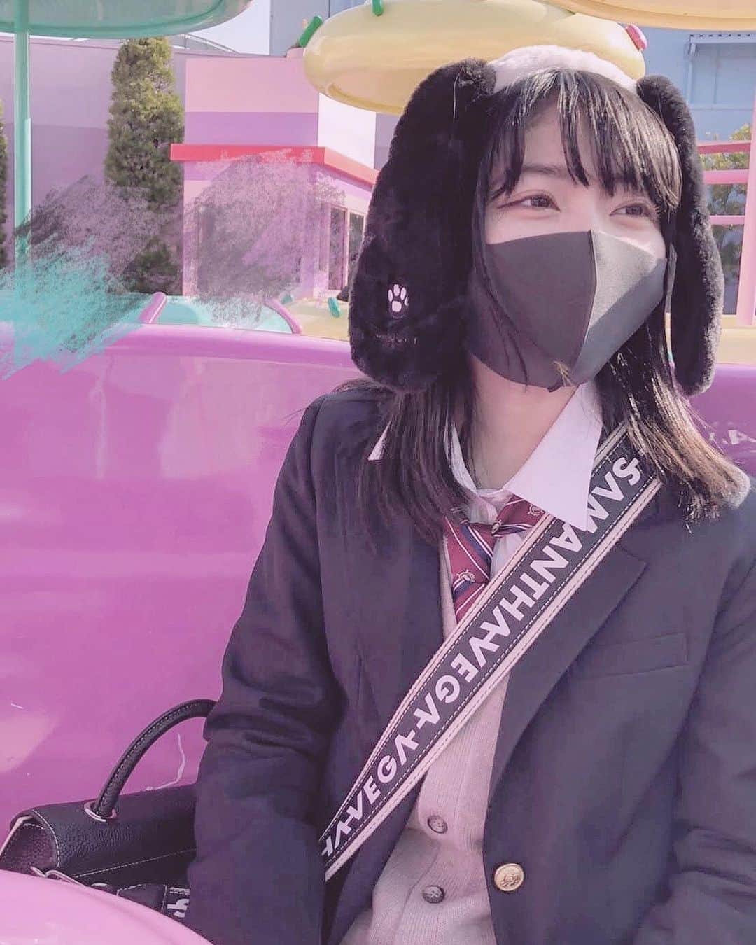 加藤咲希のインスタグラム：「ユニバシリーズこれが最後〜🏹 . 楽しかったから今年も行きたいな〜💭 . . #加藤咲希 #かとぅ #かとっこ🐱🌸 #ゆにば #ゆにばーさるすたじおじゃぱん #ユニバ #usj #制服ユニバ #なんちゃって制服」