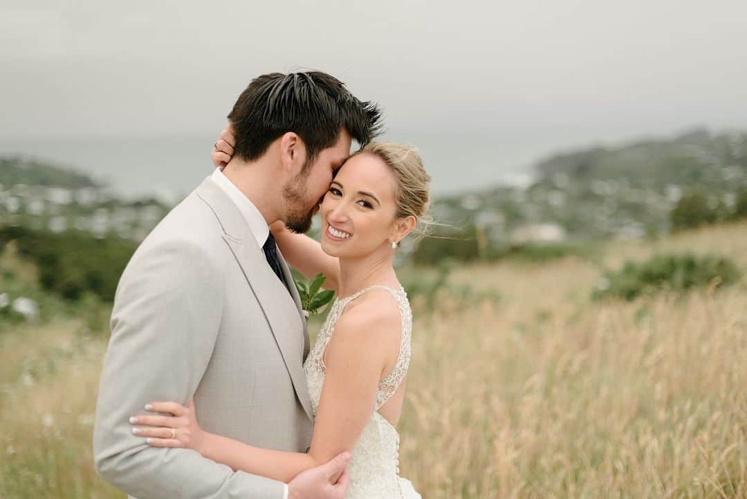 のインスタグラム：「Happy wedding anniversary to my beautiful sister and the best brother in law anyone could ask for!」