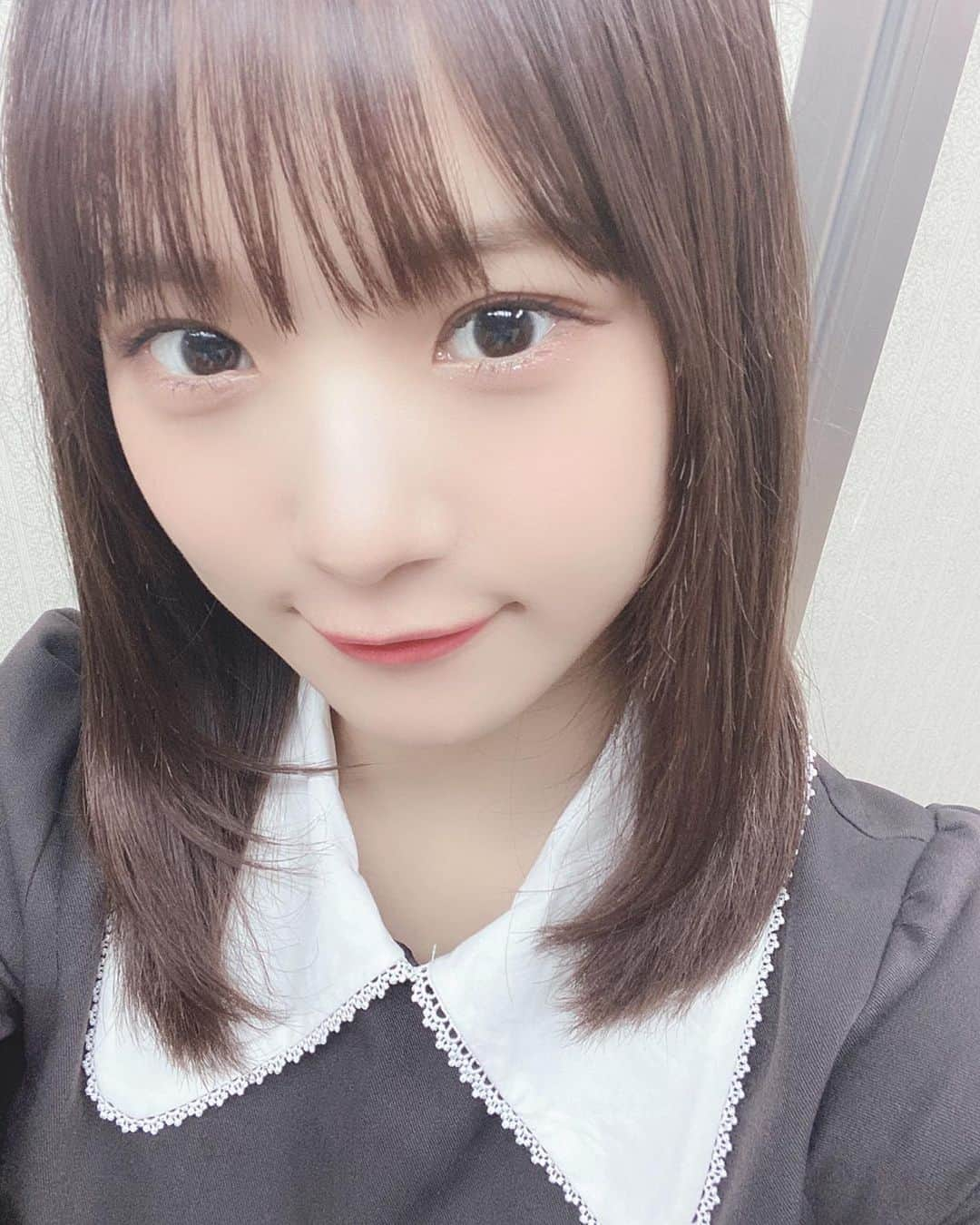 稲場愛香さんのインスタグラム写真 - (稲場愛香Instagram)「🐇﻿ なんか今日幼い…？﻿ ﻿ ﻿ ﻿ #juicejuice #稲場愛香 #まなかん #アイドル #idol ﻿ #インスタのサイズにすると #アップになる #自撮り ﻿ #1：1じゃなくて4：5にすれば #解決 ﻿ ﻿ 横の余白を埋めるために最大まで画像を引っ張ってたけど、これならそんなにアップにしなくても埋まる✨」1月5日 21時36分 - manaka_inaba.official