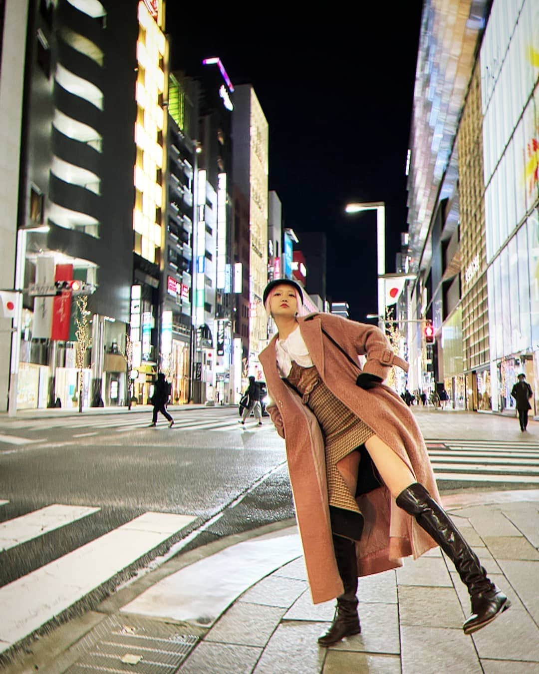 のインスタグラム：「🎍🇯🇵📍GINZA  #ginza #newyear2021 #trip_japan #tokyo #hny #outfitoftheday」