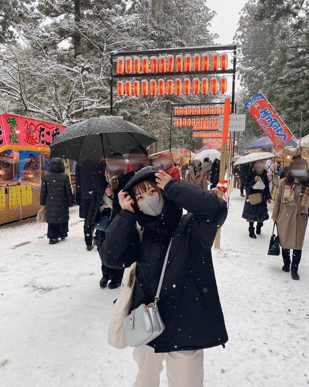 野乃さんのインスタグラム写真 - (野乃Instagram)「🐮になった日。雪！ 鼻あか〜い笑  さっきキムチたべた。#今日のnono #2021」1月5日 21時51分 - nonono_onaka