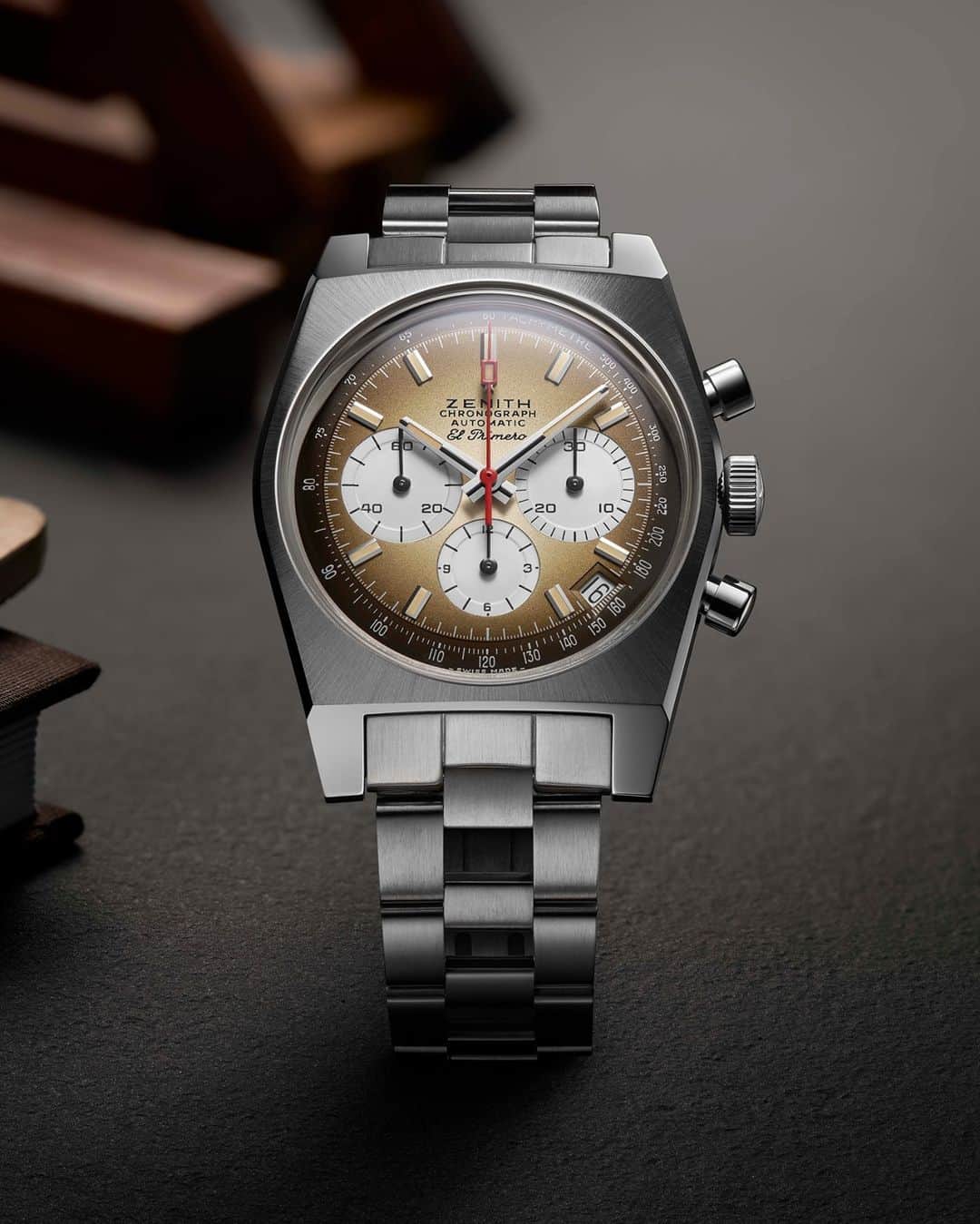 ゼニスのインスタグラム：「#A385: The return of the original Zenith gradient dial: Introducing the Chronomaster Revival A385, a faithful reproduction of one of the three steel models that launched alongside the El Primero calibre in 1969. It stands out with its striking brown gradient dial, which was the first “smoked” dial ever to be made by Zenith.」