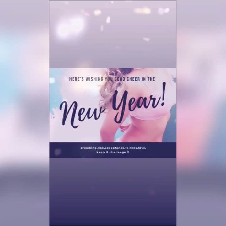 EMYのインスタグラム：「2021 start is pretty good💖 Dreaming, Rise, Acceptance, Fairness, And love :) Keep it challenge ◻︎ 👼🏻✝️💘🌸✨  年が明けたら、春はどうなるかな？どうしようかな？ってワクワクしてきたよ🌸  明後日木曜日より、ミューズポールダンスのエミィクラスはスタート🥳  14:00-15:30 トリックアンドルーティン 19:00-21:00 ポールラボラトリー  ご予約お待ちしています🎀  きっと冬もあっという間に終わってしまうんだ😊  未来のイメージ大切にがんばっていきましょい❄️  Music My oasis/Sam smith 🎵✨」